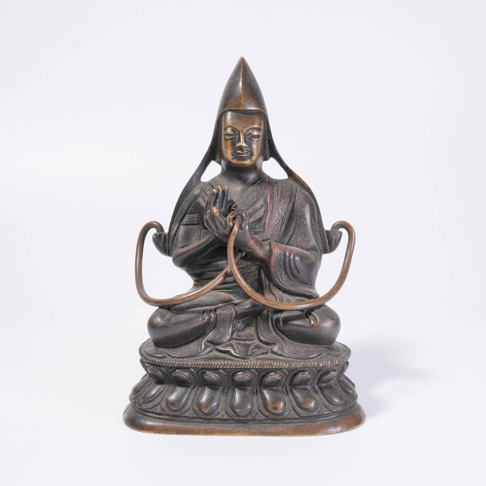 A BRONZE GURU STATUE: Bronze Guru Statue