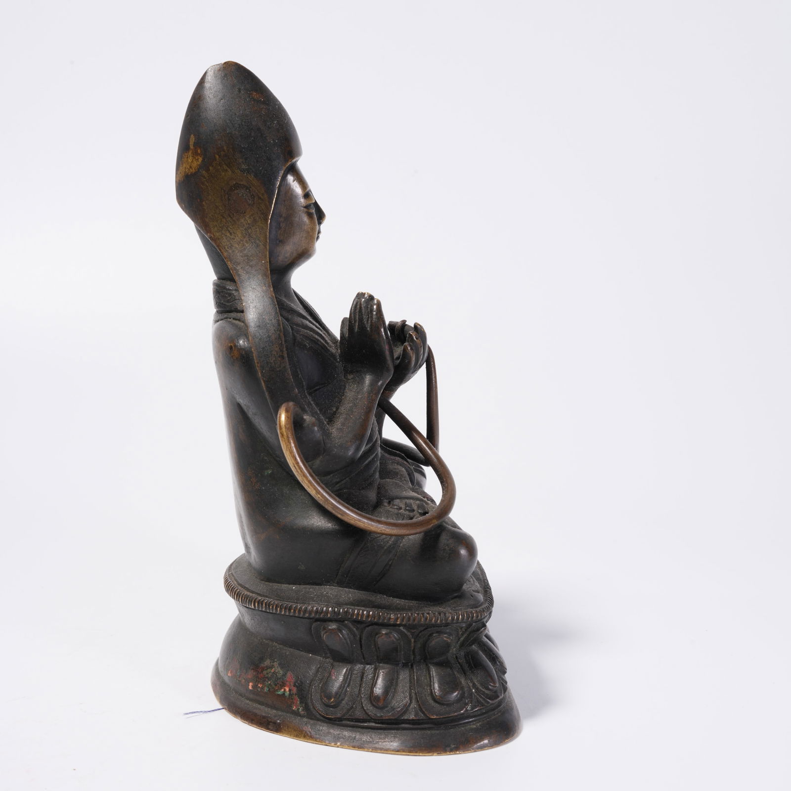 A BRONZE GURU STATUE - 8