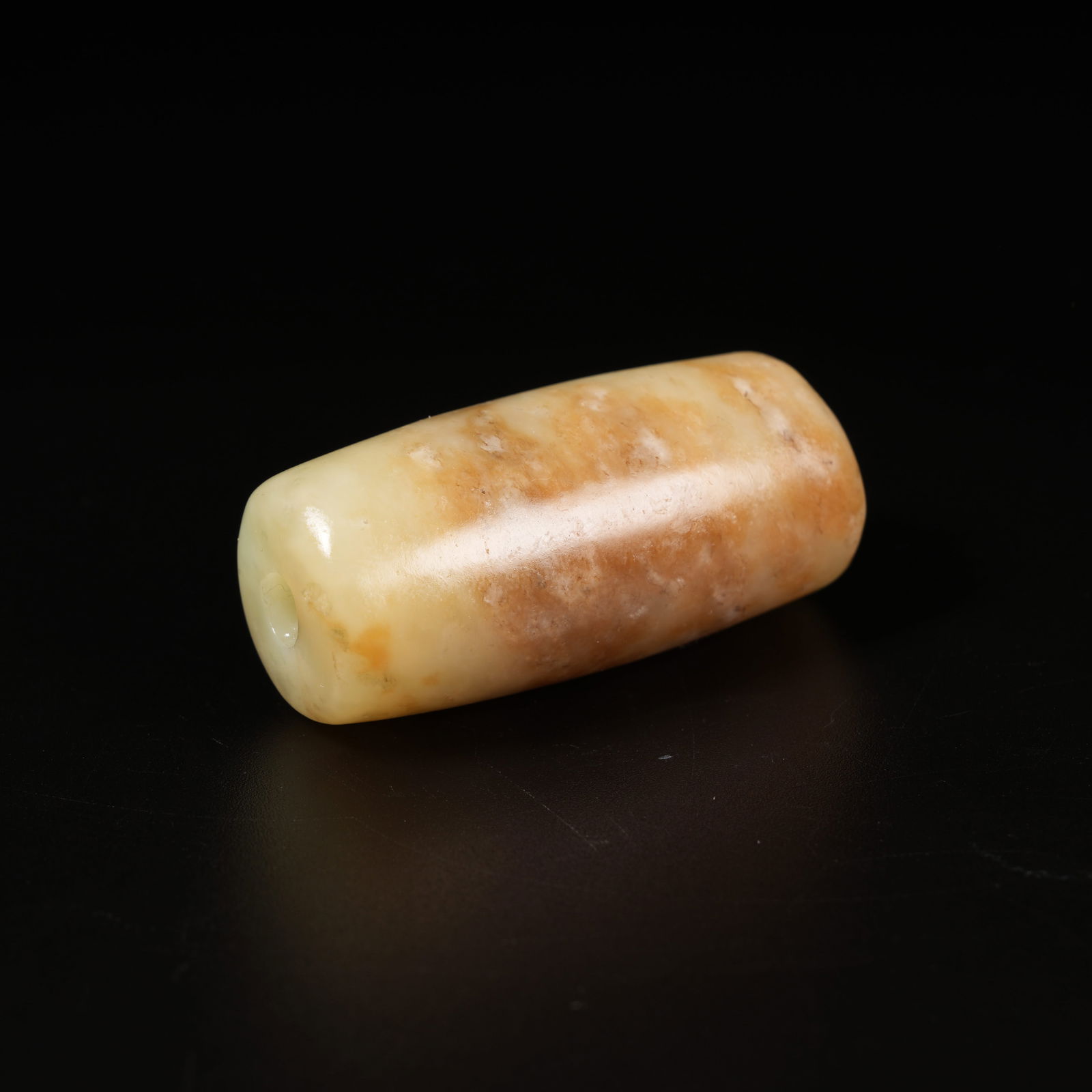 A ARCHAIC JADE LIANZHI: Archaic Jade Lianzhi