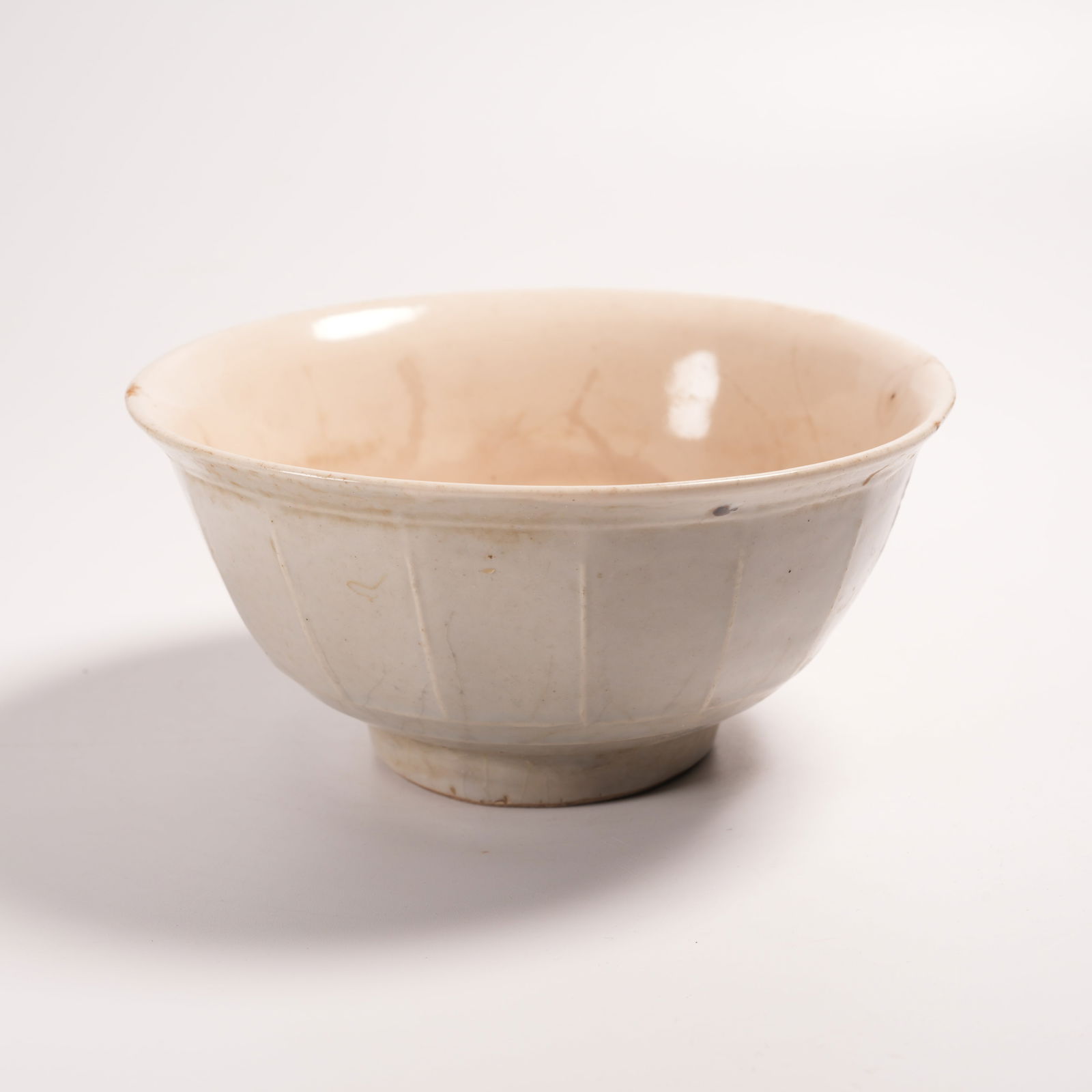 A CIZHOU KILN BOWL (1 of 9)
