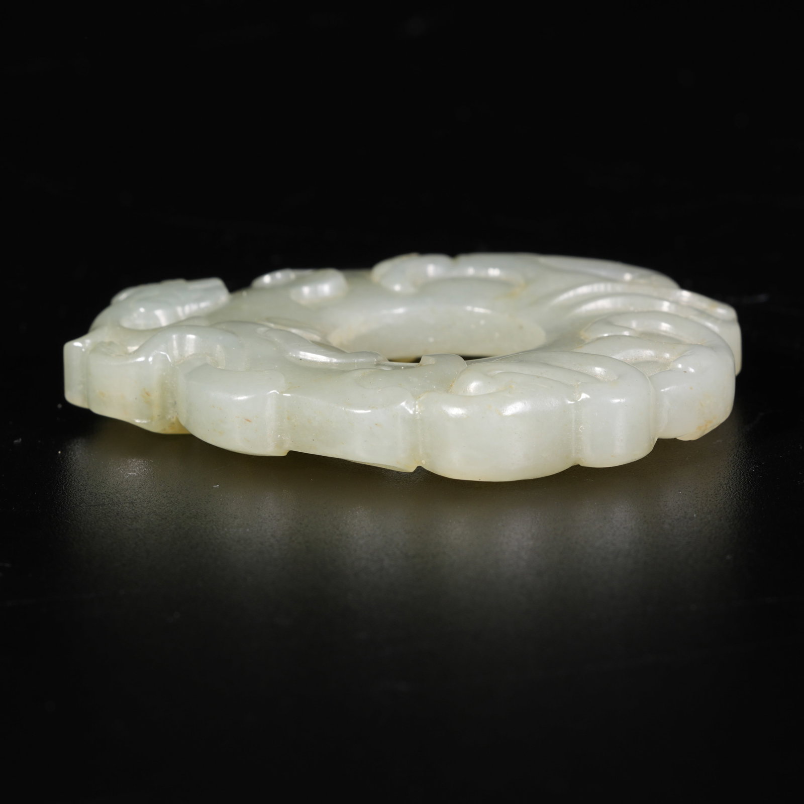 A HETIAN JADE DRAGON-PATTERN BI DISK - 7