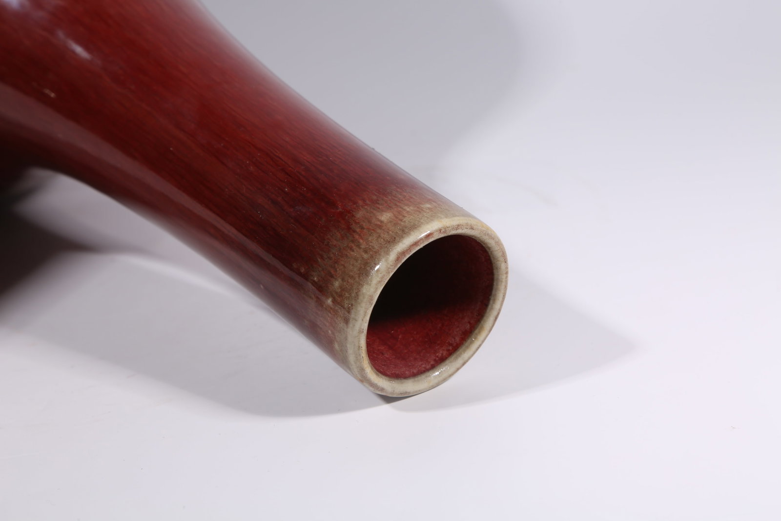 A JUN RED GLAZE DALAN VASE - 8