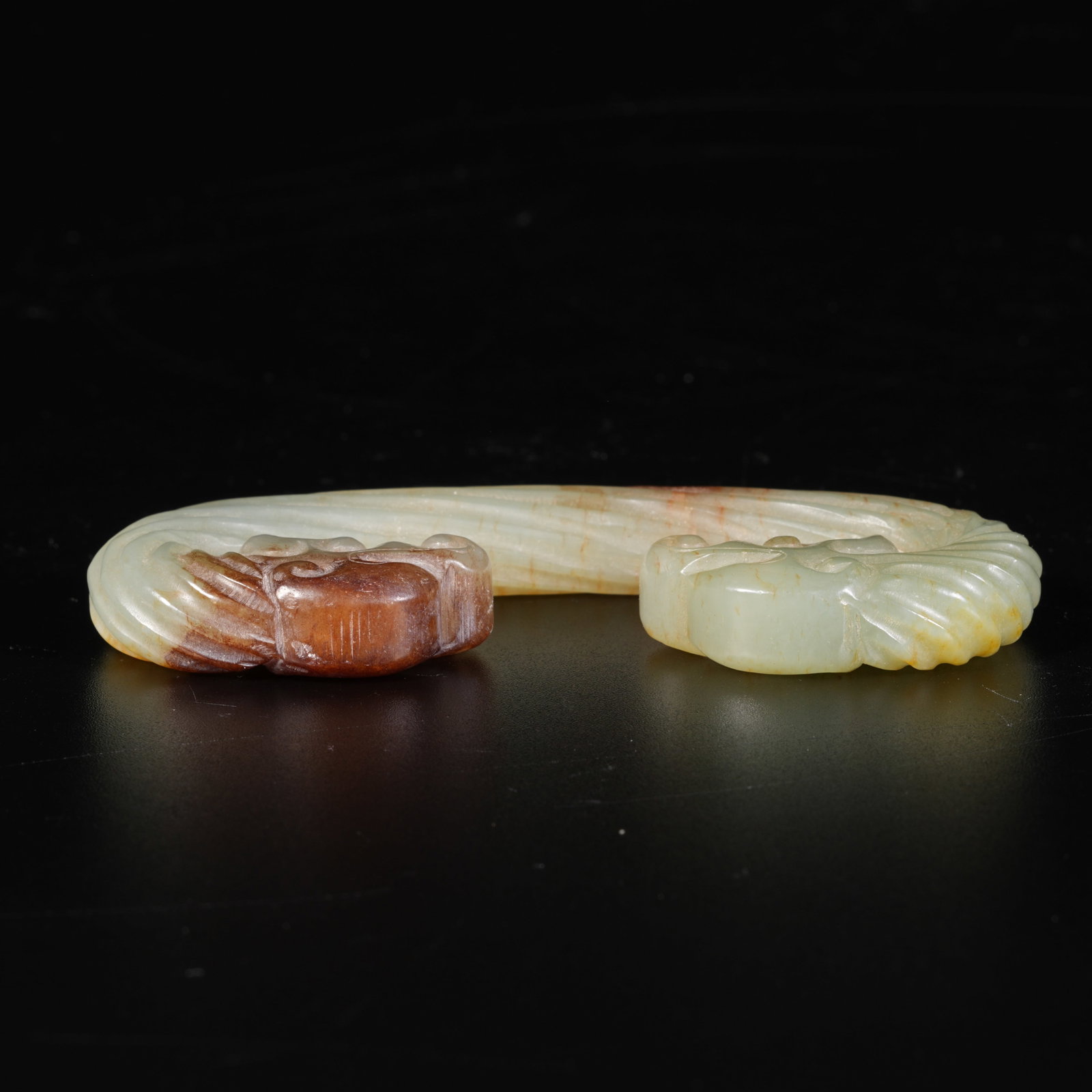A HETIAN JADE PHOENIX-PATTERN PENDANT - 6