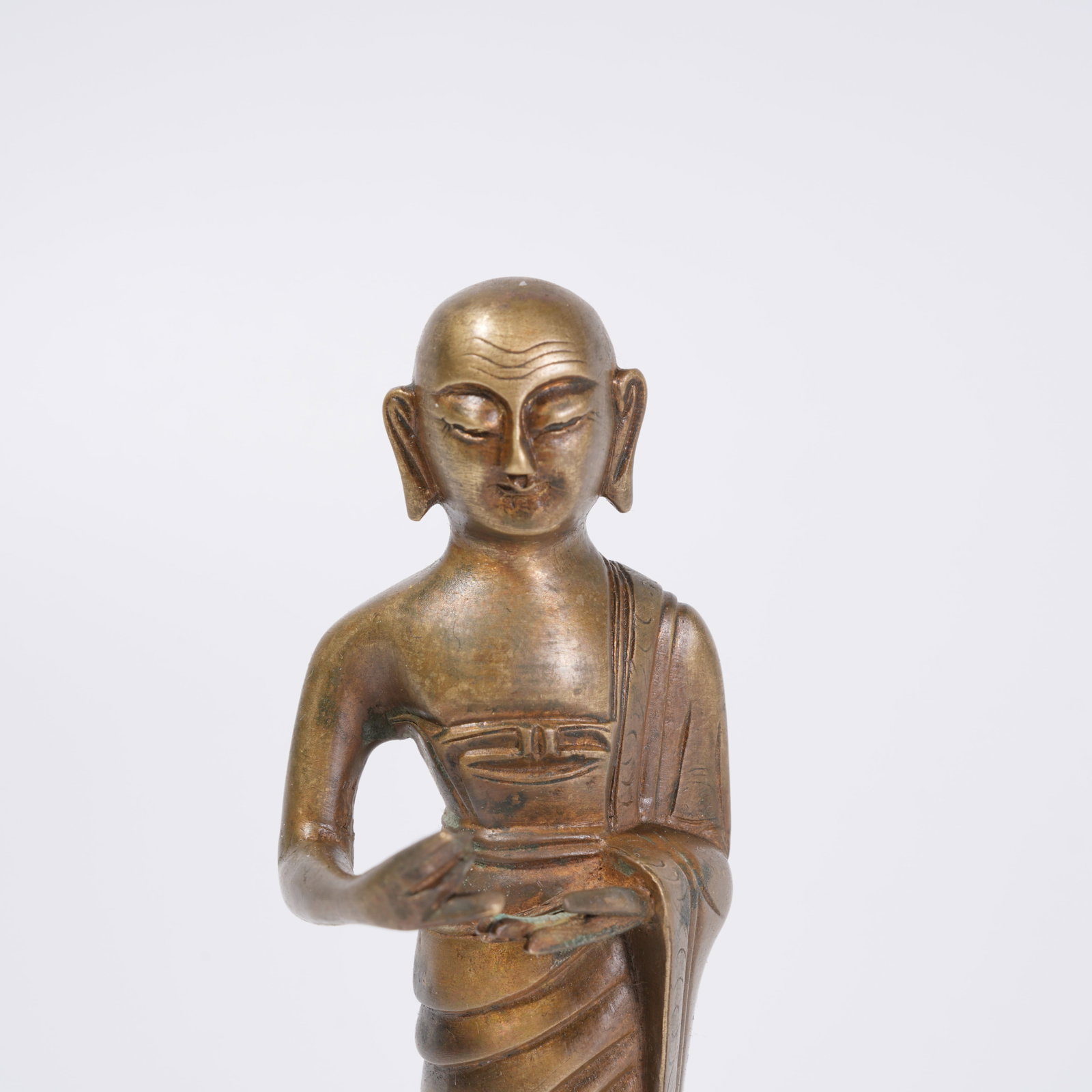 A BRONZE BUDDHA STATUES (PAIR) - 6