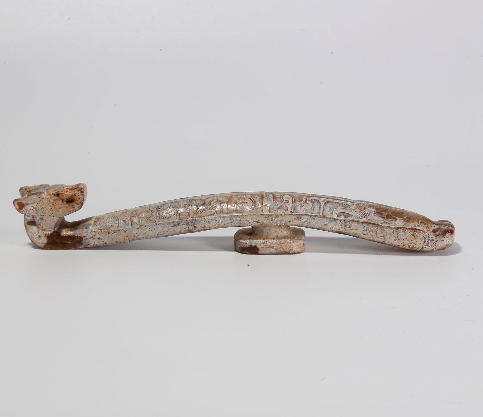 A ANCIENT JADE DRAGON-SHAPED BELT HOOK: Ancient jade dragon-shaped belt hook