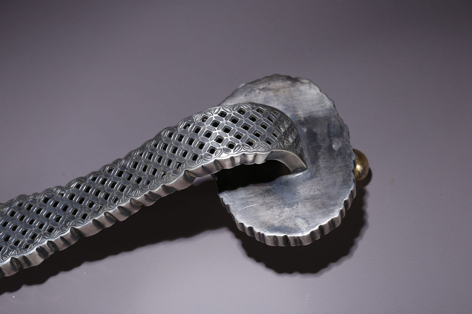 A SILVER RUYI WITH SHOU STAR PATTERN - 8