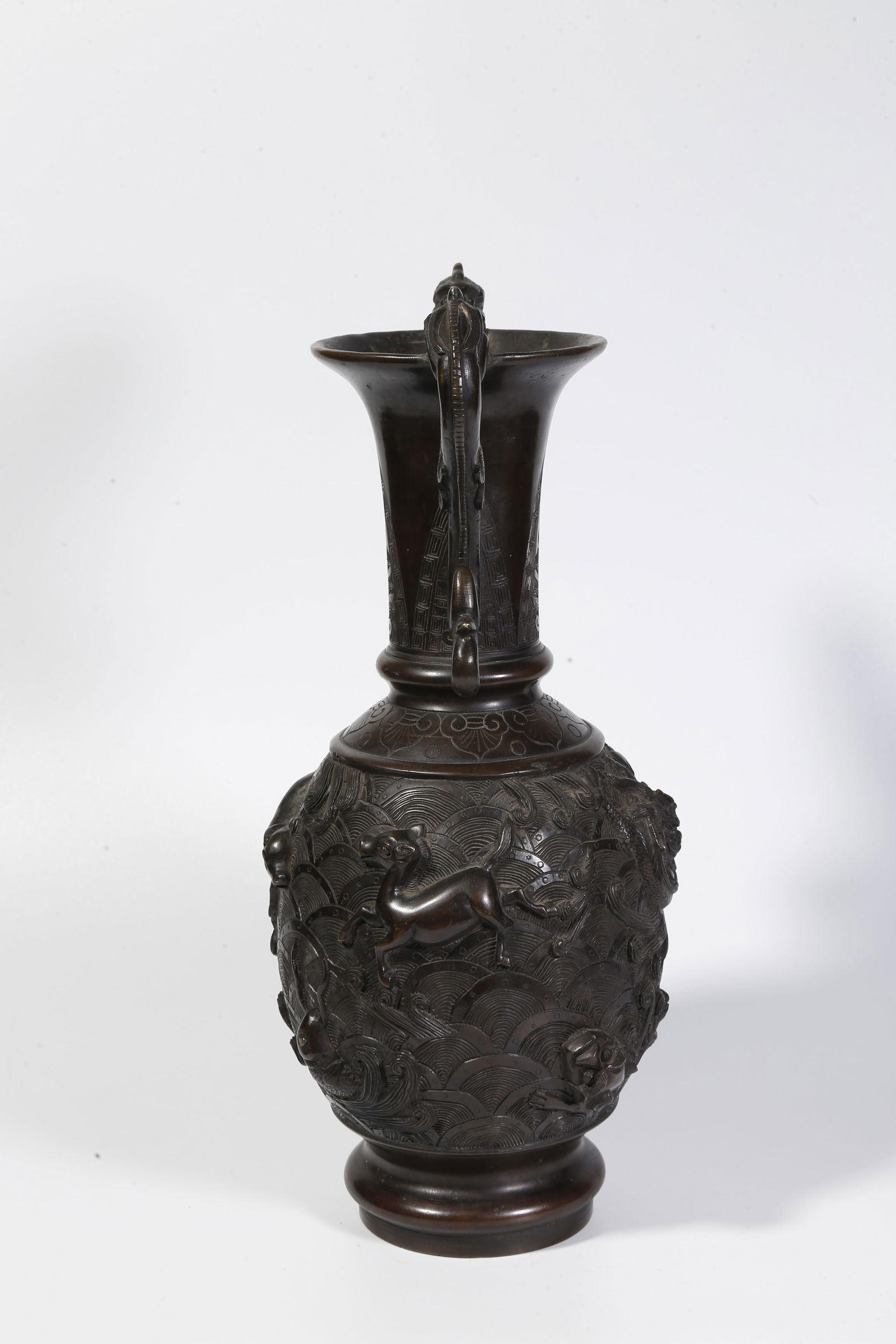 A BRONZE DOUBLE-DRAGON-HANDLED BOTTLE - 5