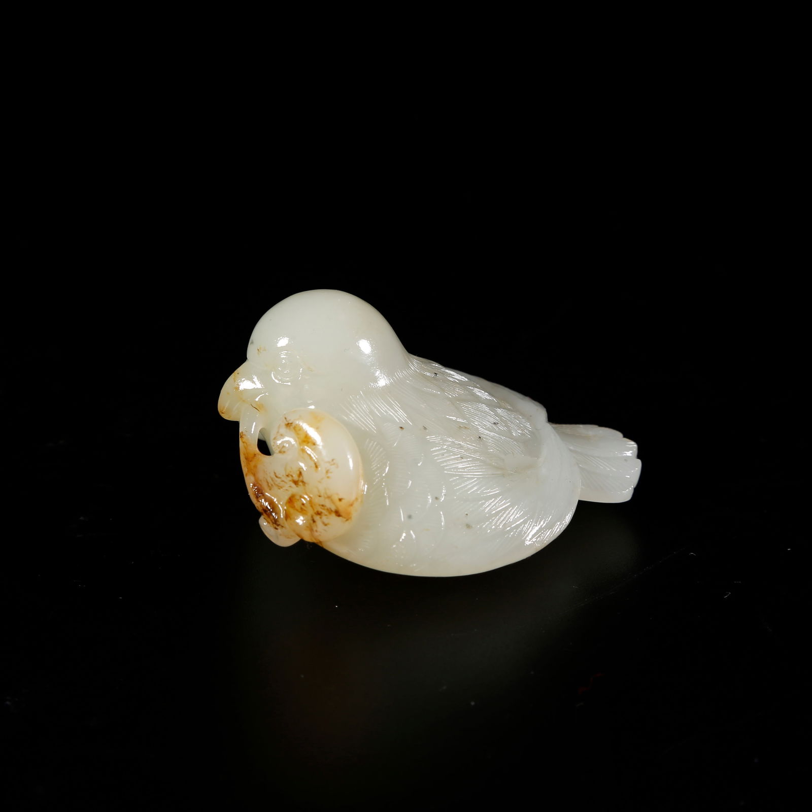 A HETIAN JADE MANDARIN-DUCK ORNAMENT: Hetian jade mandarin-duck ornament