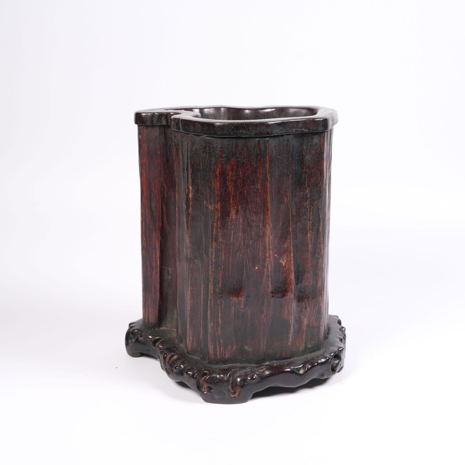 A QINAN BRUSH POT INLAID WITH ZITAN: Qinan Brush Pot Inlaid with Zitan