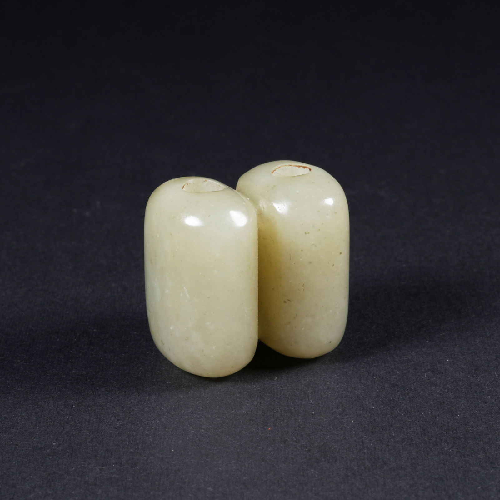 A HETIAN JADE PENDANT: Hetian jade pendant