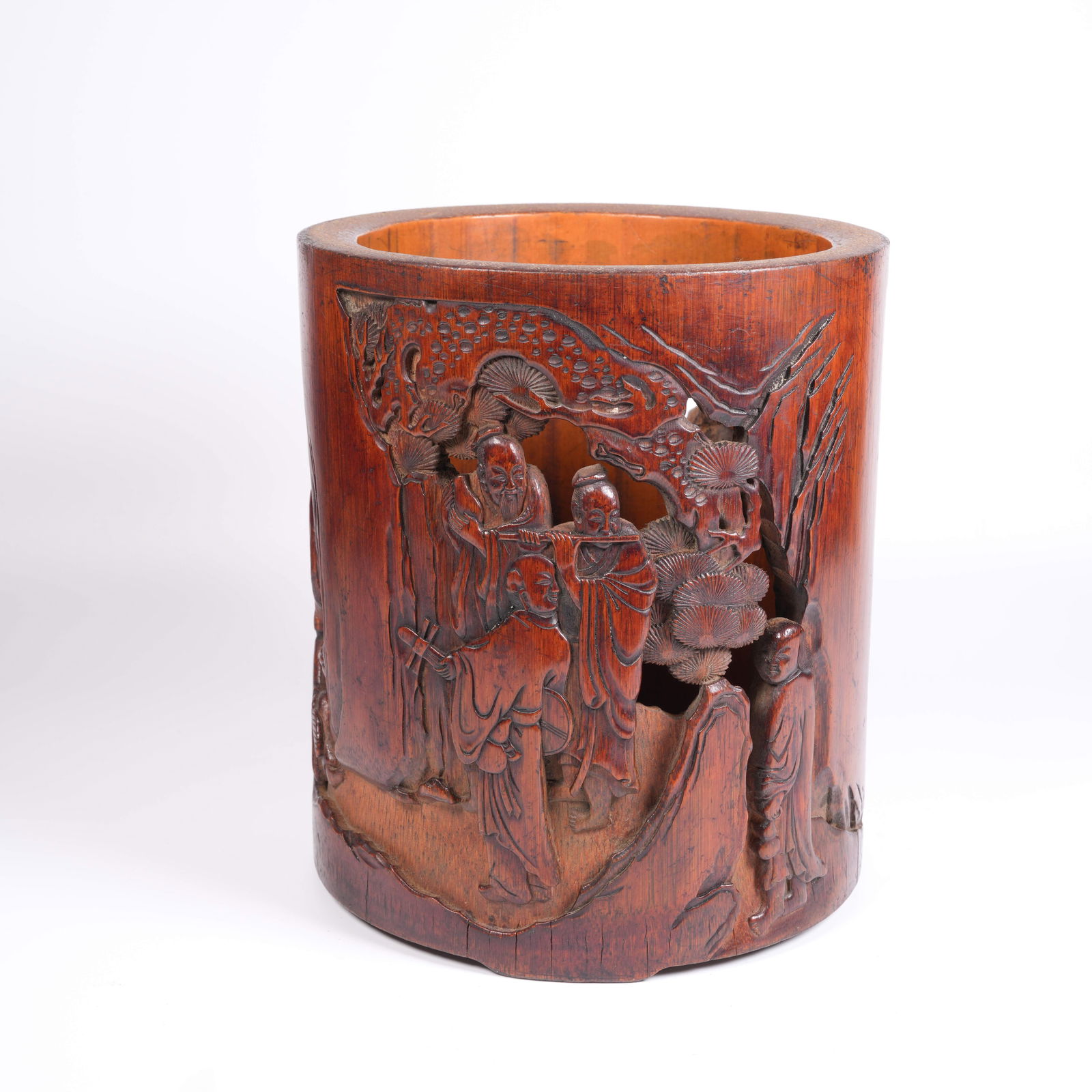 A BAMBOO-CARVED BRUSH POT WITH "SCHOLAR UNDER PINES" SCENE: Bamboo-Carved Brush Pot with "Scholar under Pines" Scene
