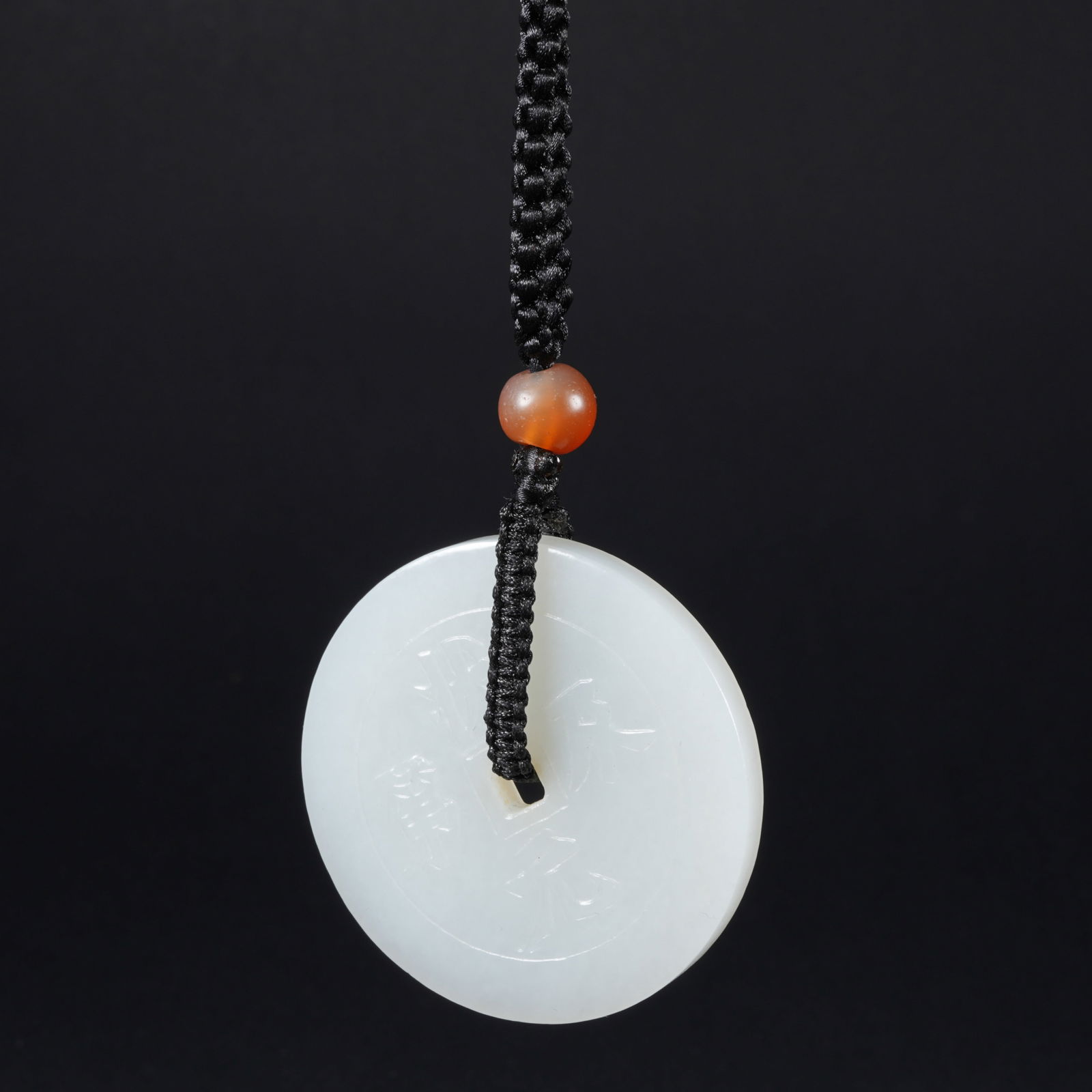 A HETIAN WHITE JADE PLAQUE DEPICTING TOP SCHOLAR (ZHUANGYUAN): Hetian white jade plaque depicting top scholar (Zhuangyuan)