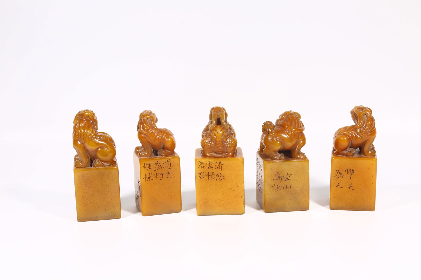 A SET OF SHOUSHAN STONE SEALS WITH BEAST-SHAPED KNOBS - 6