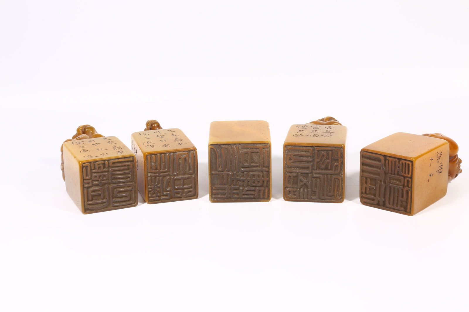 A SET OF SHOUSHAN STONE SEALS WITH BEAST-SHAPED KNOBS - 8
