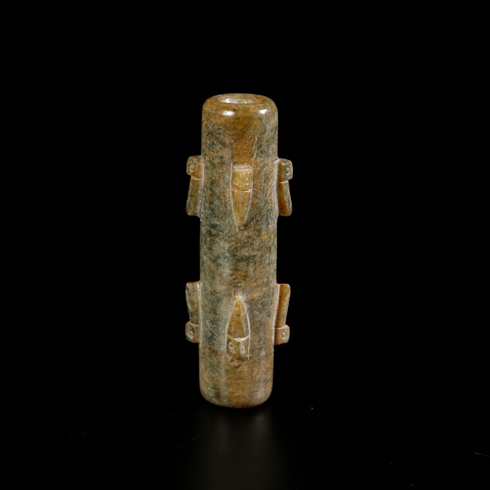 A HETIAN JADE TOGGLE - 5