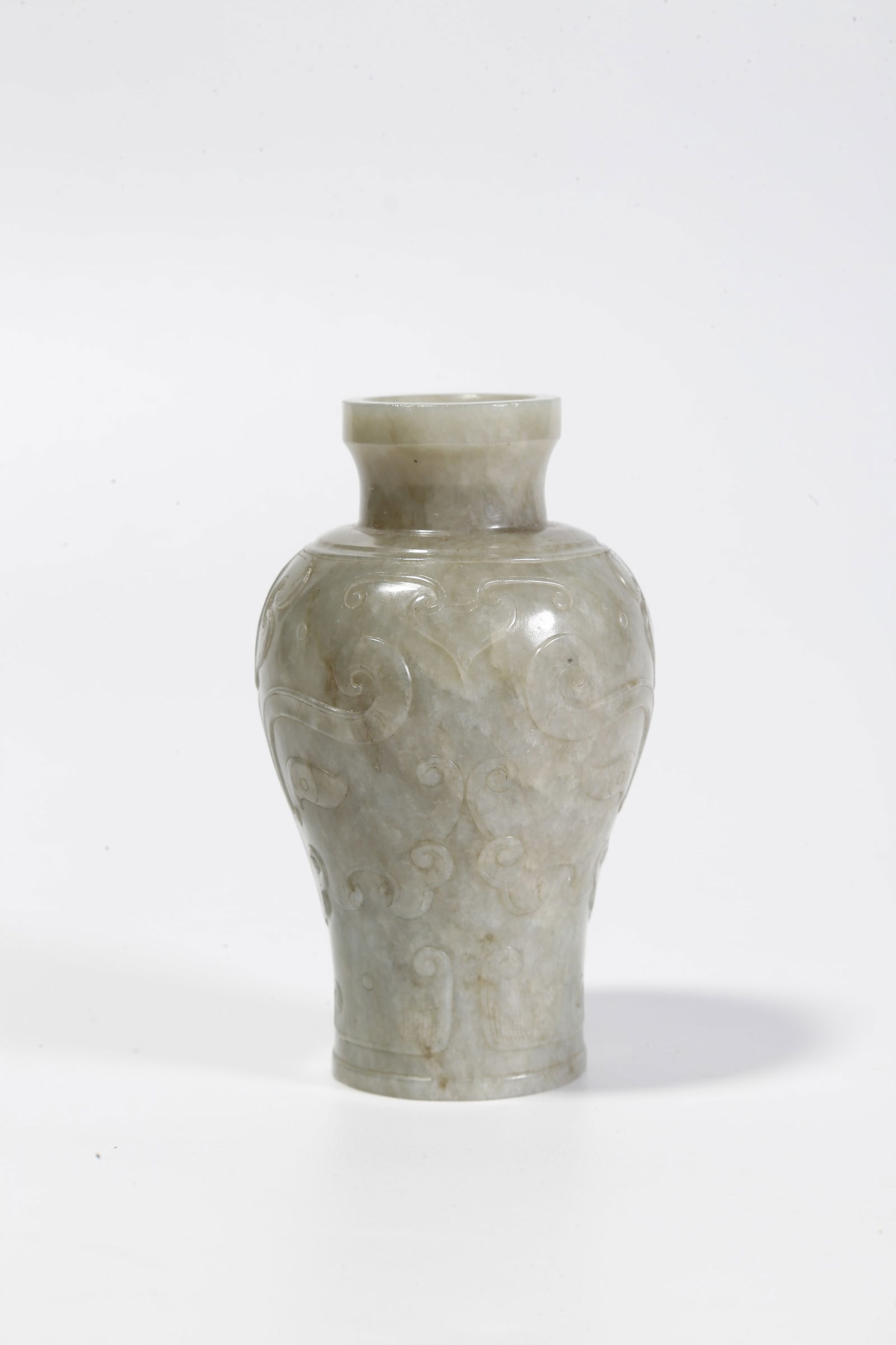 A HETIAN JADE BEAST-FACE PATTERNED VASE - 4