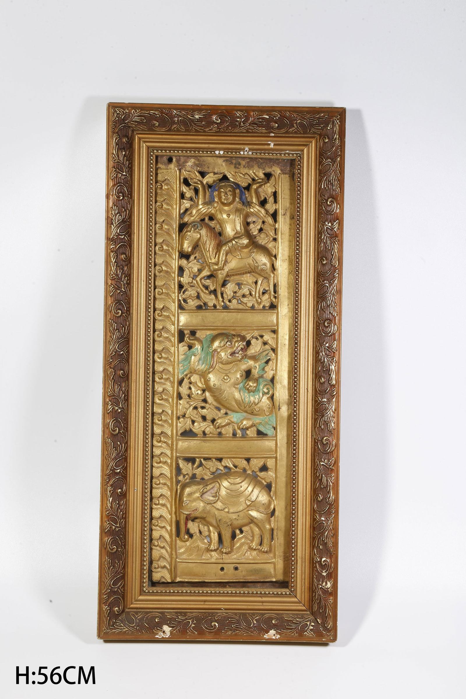 A GILT-BRONZE BUDDHA PLAQUE: Gilt-bronze Buddha plaque