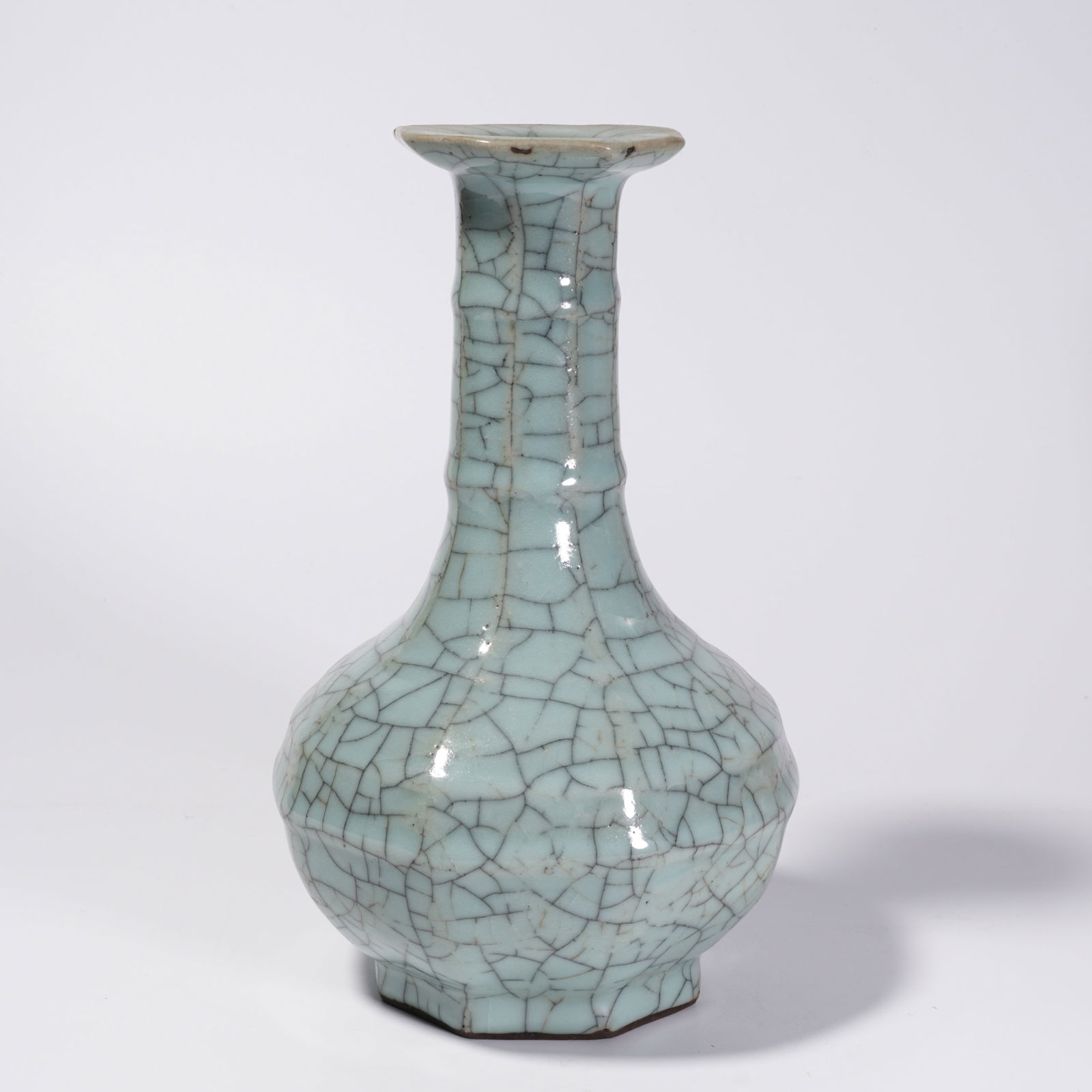 A OFFICIAL KILN OCTAGONAL VASE: Official Kiln Octagonal Vase