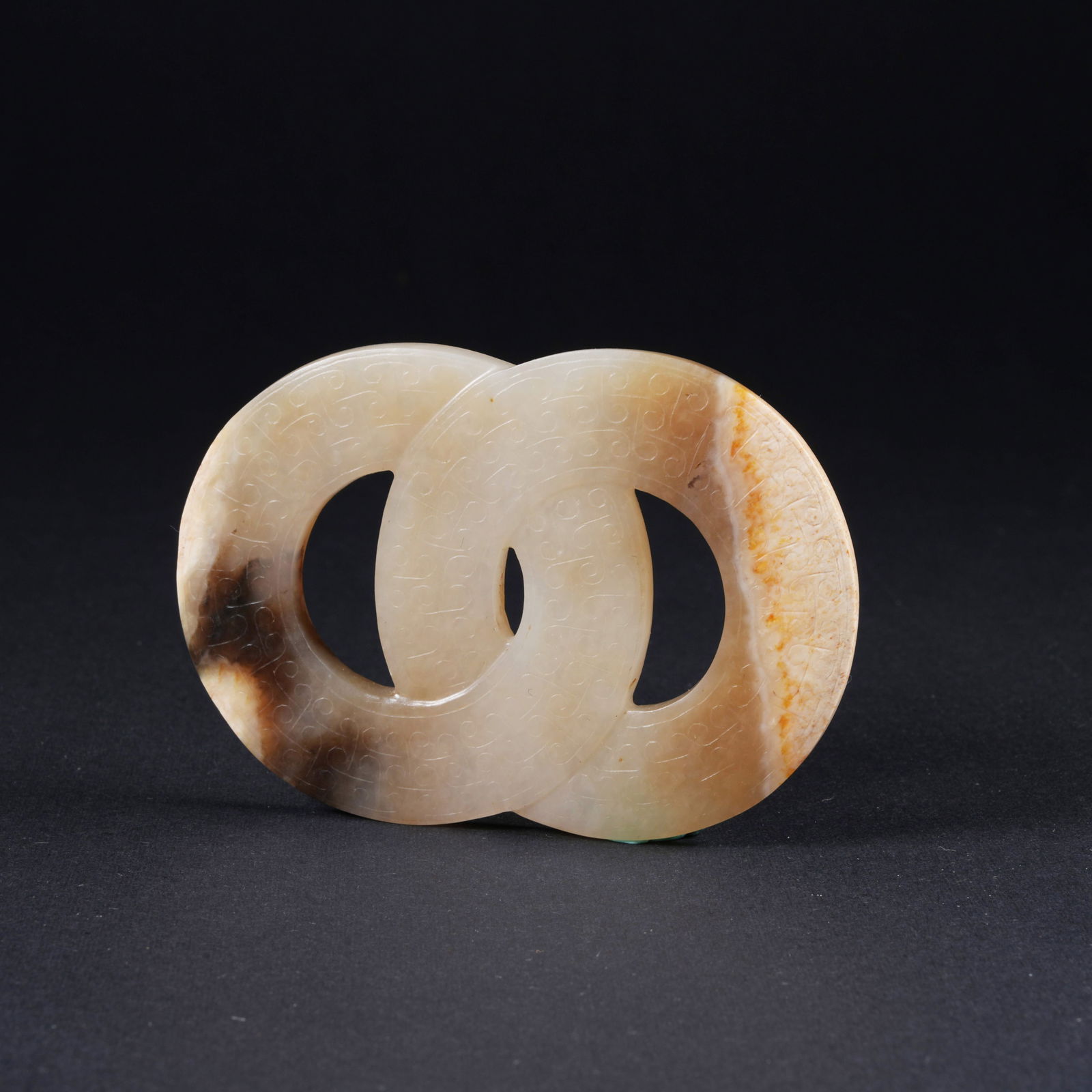 A ANCIENT JADE DOUBLE BI DISC: Ancient jade double bi disc