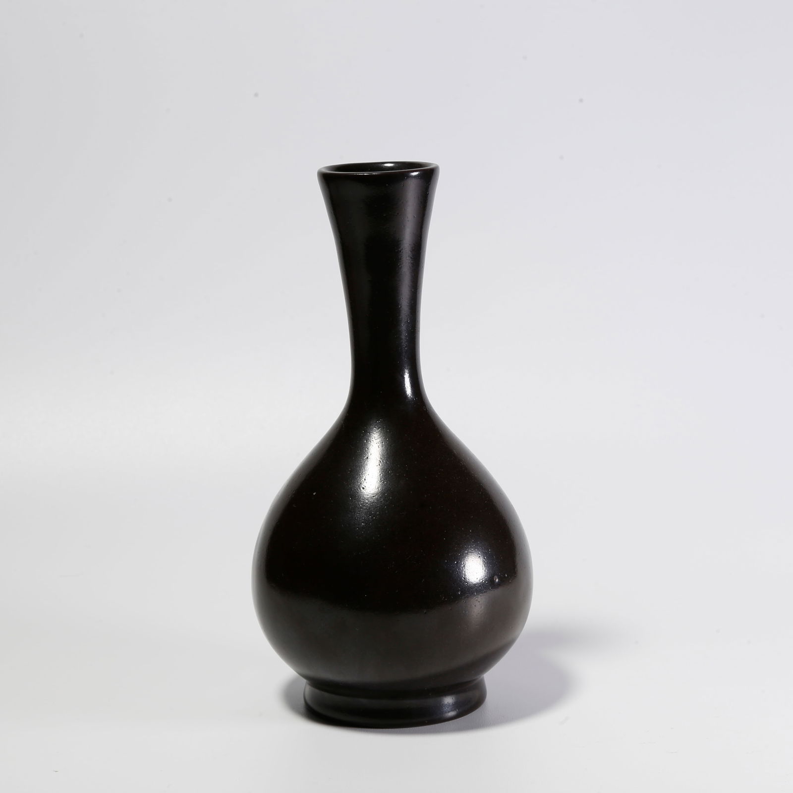 A OLD KILN REWARD VASE: Old kiln reward vase