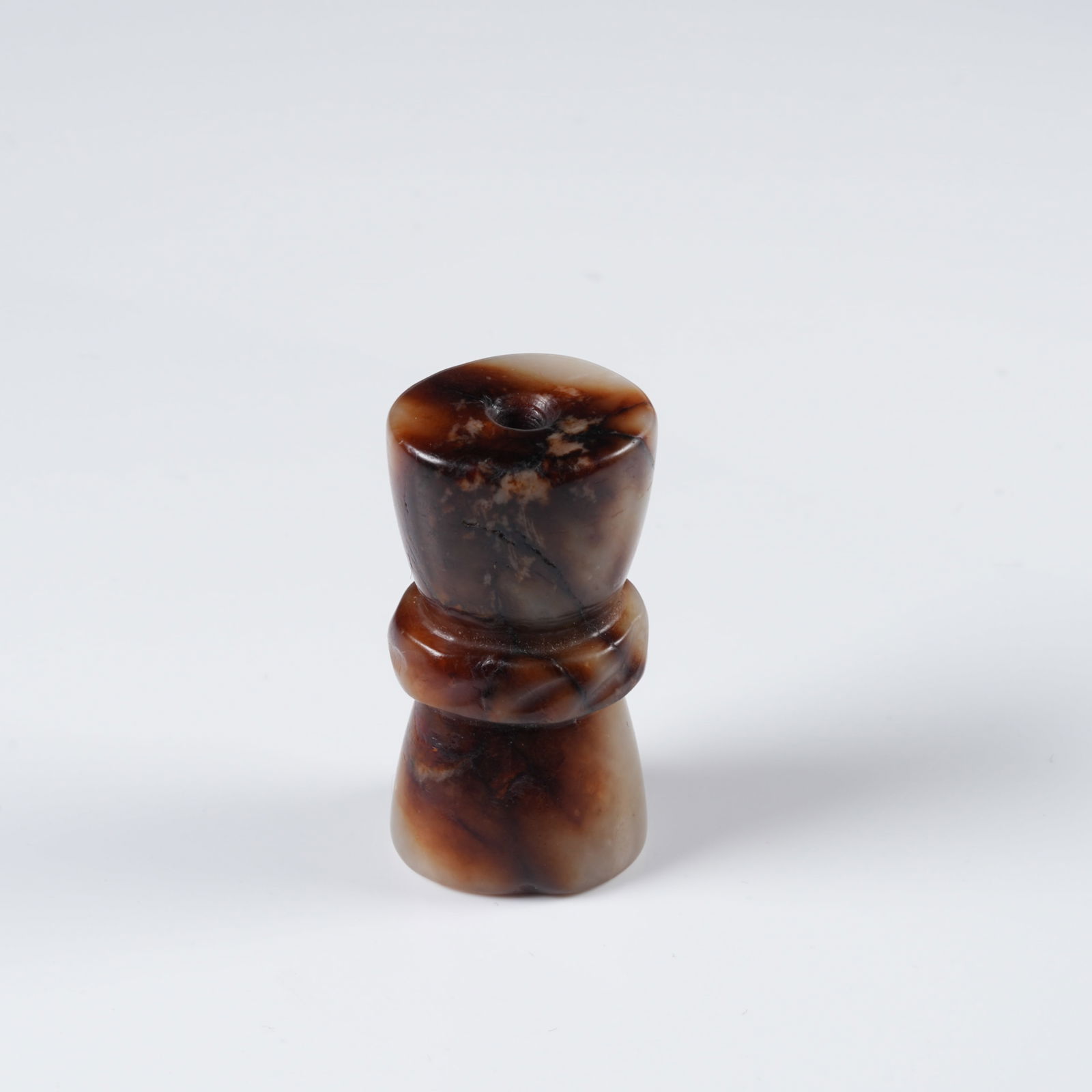 A ANCIENT JADE PENDANT - 7