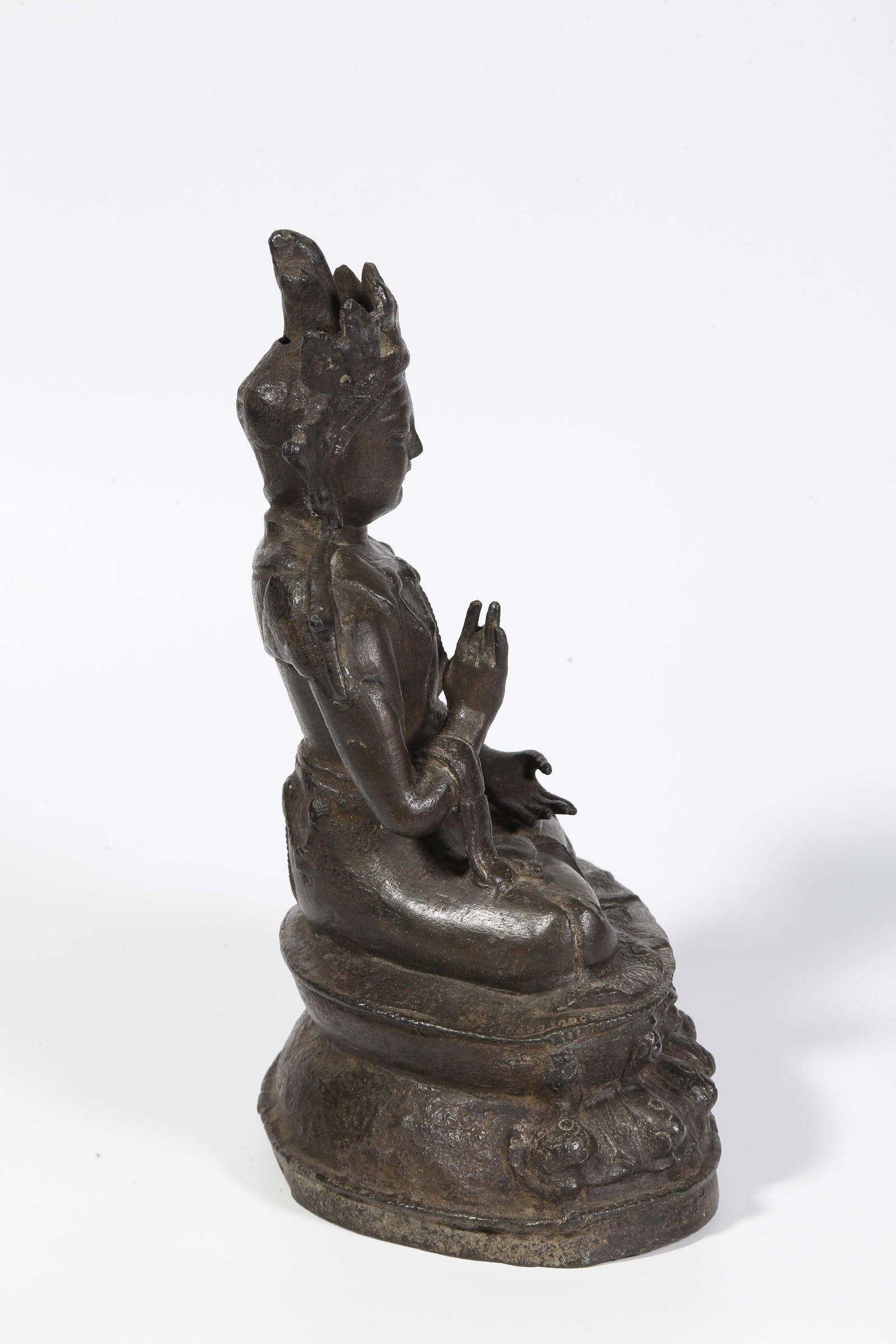 A BRONZE BUDDHA STATUE - 8