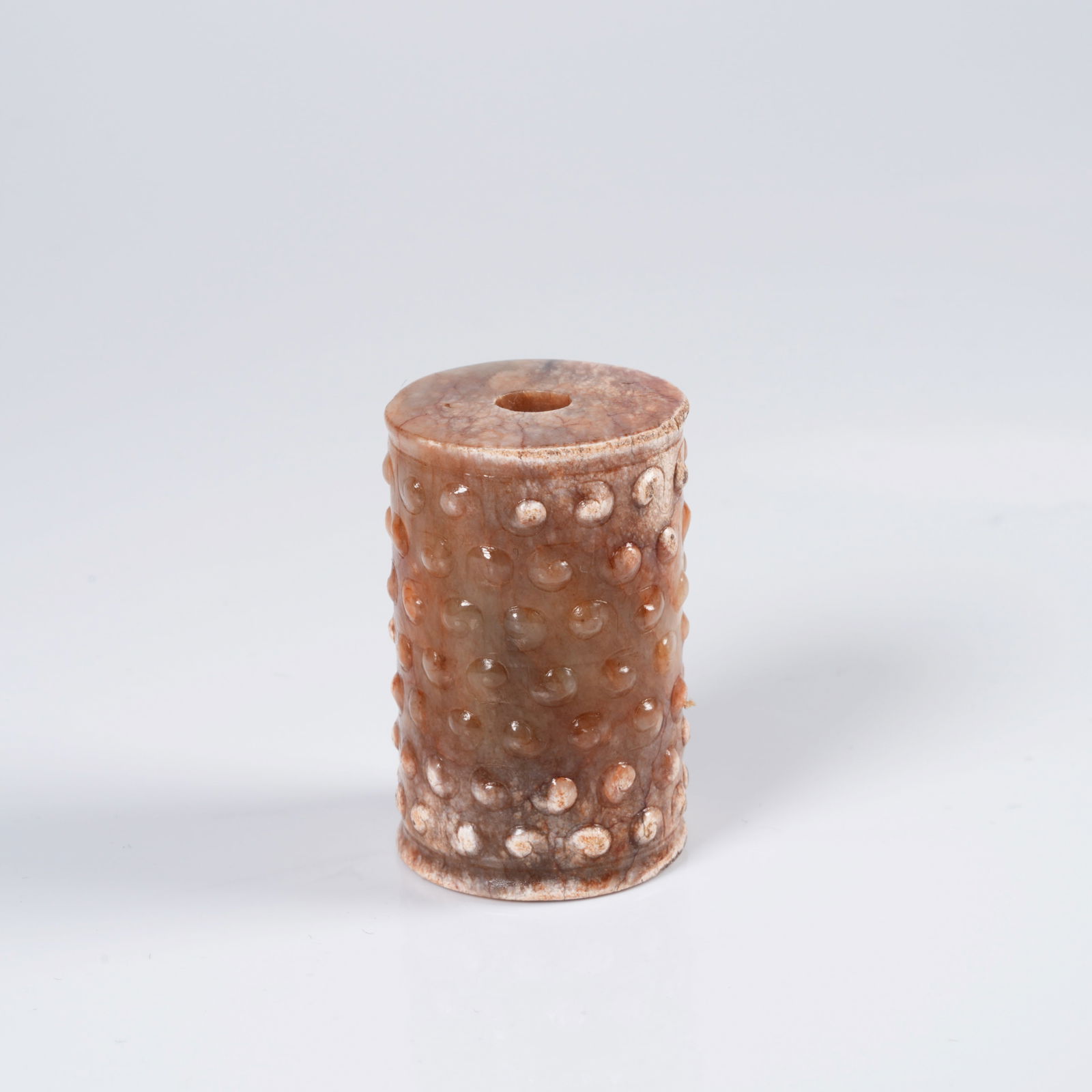 A ANCIENT JADE TOGGLE: Ancient jade toggle