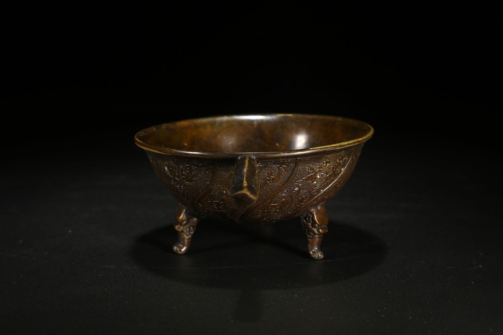 A BRONZE CUP WITH BEAST PATTERN - 2