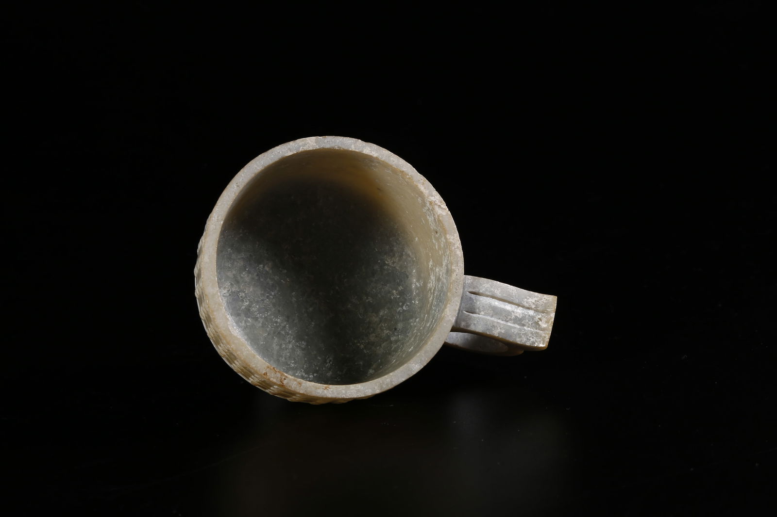 A ANCIENT JADE CUP - 7