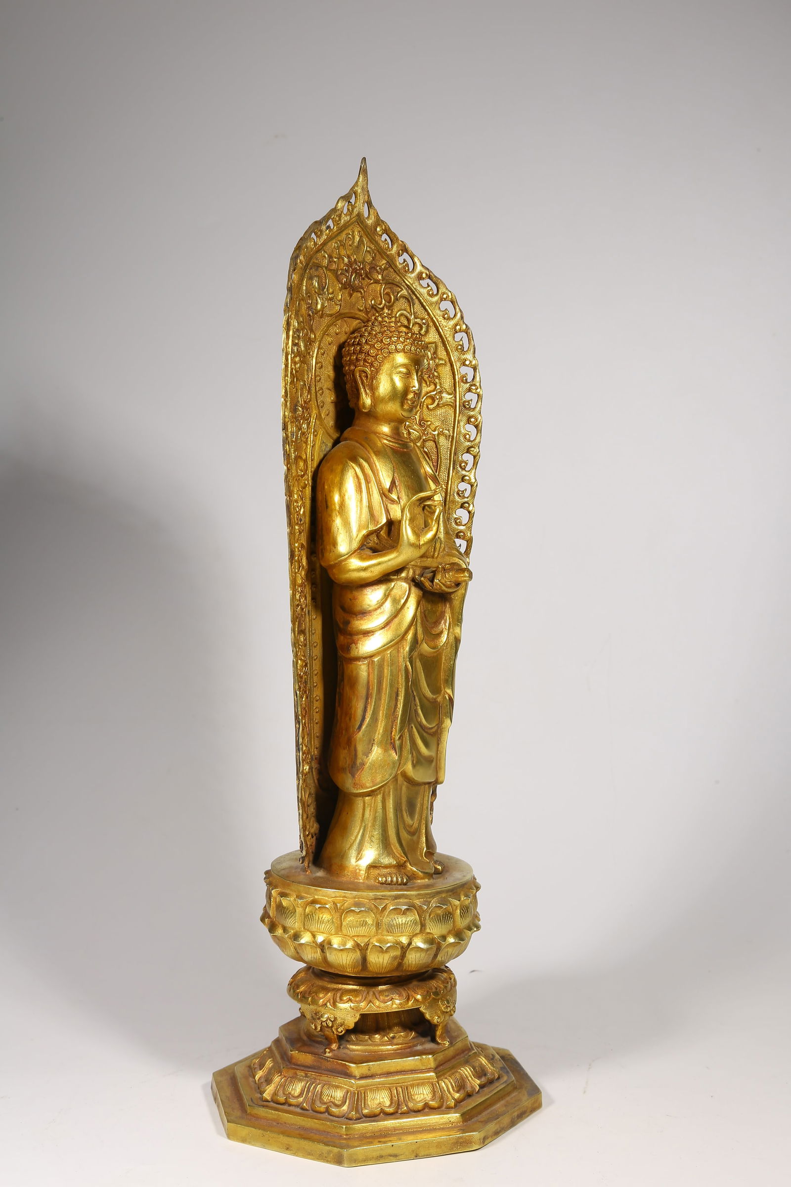 A GILDED SILVER BUDDHA STATUE - 5
