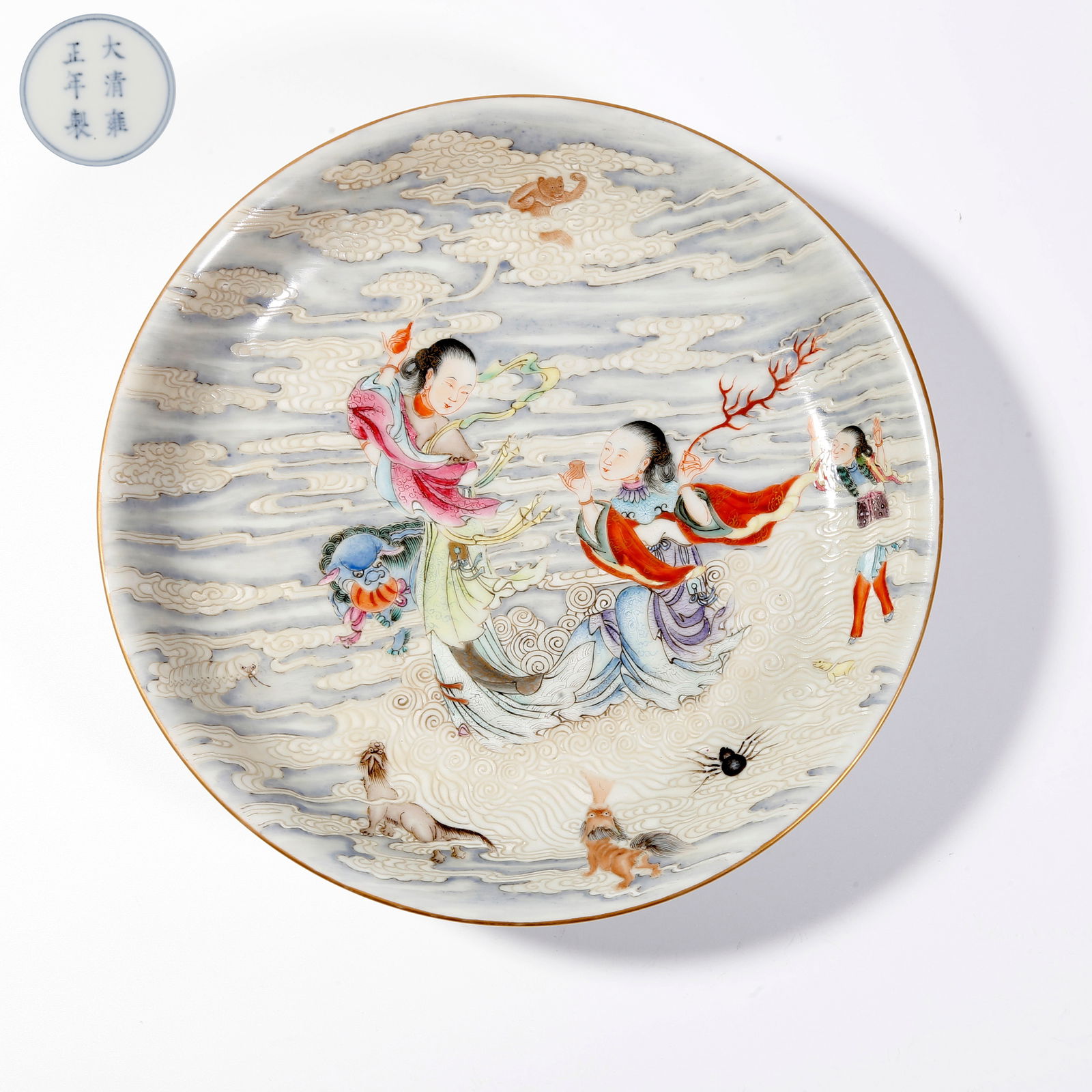 A FAMILLE-ROSE IMMORTAL FIGURE PLATE: Famille-Rose Immortal Figure Plate