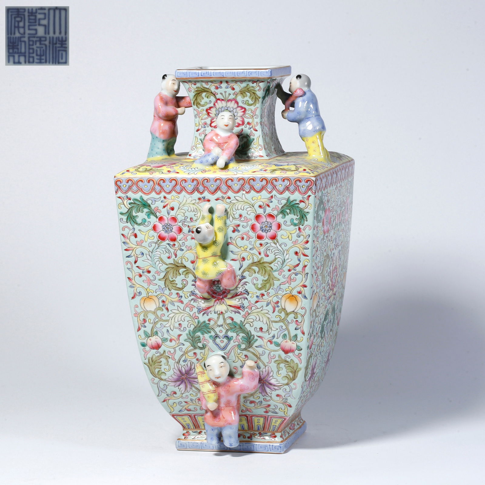 A DOUCAI VASE WITH ENTWINED FLORAL SCROLL DESIGN: Doucai vase with entwined floral scroll design