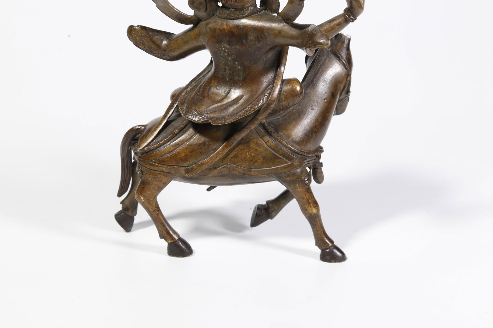 A BRONZE BUDDHA STATUE - 7