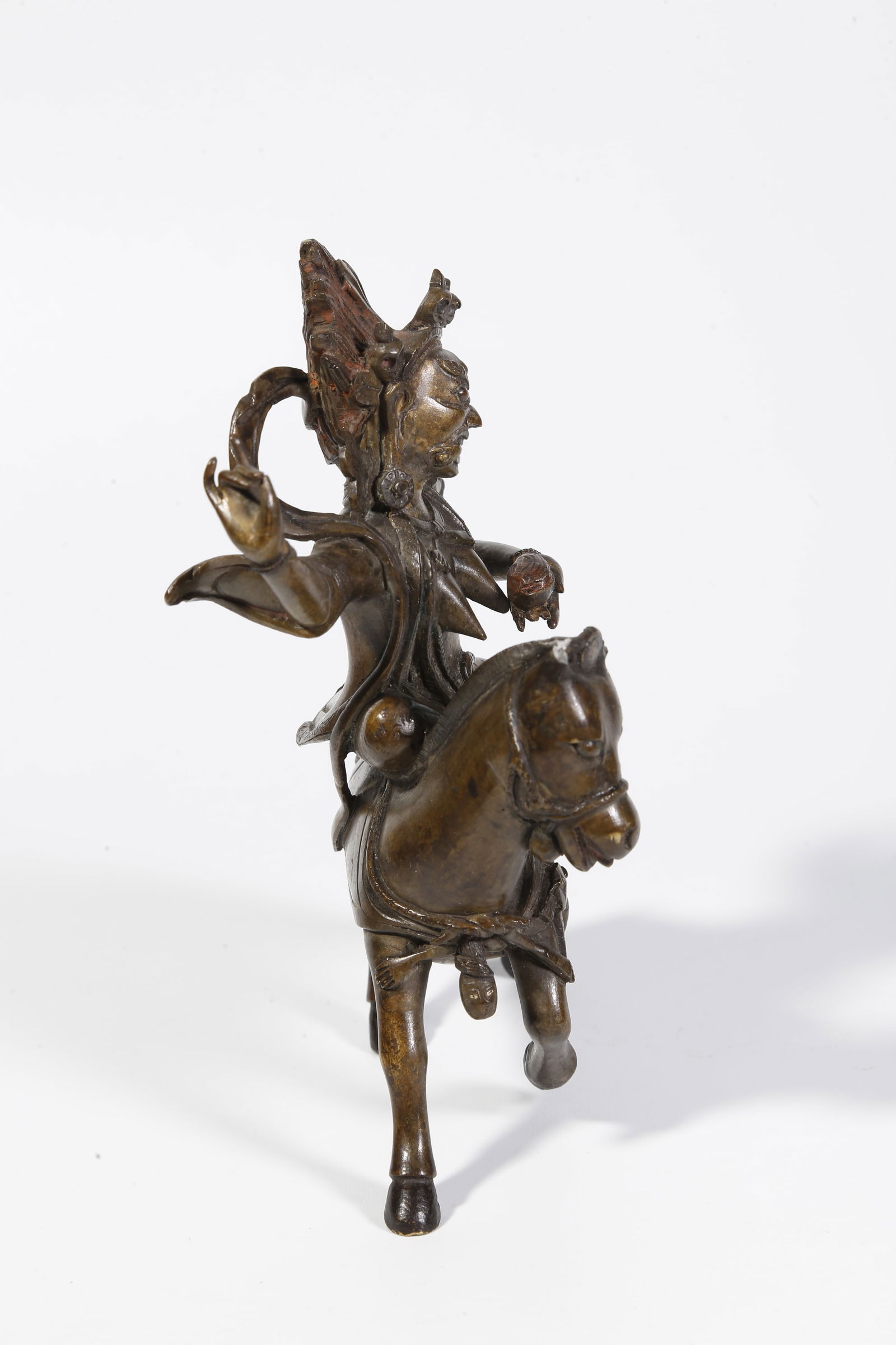 A BRONZE BUDDHA STATUE - 8