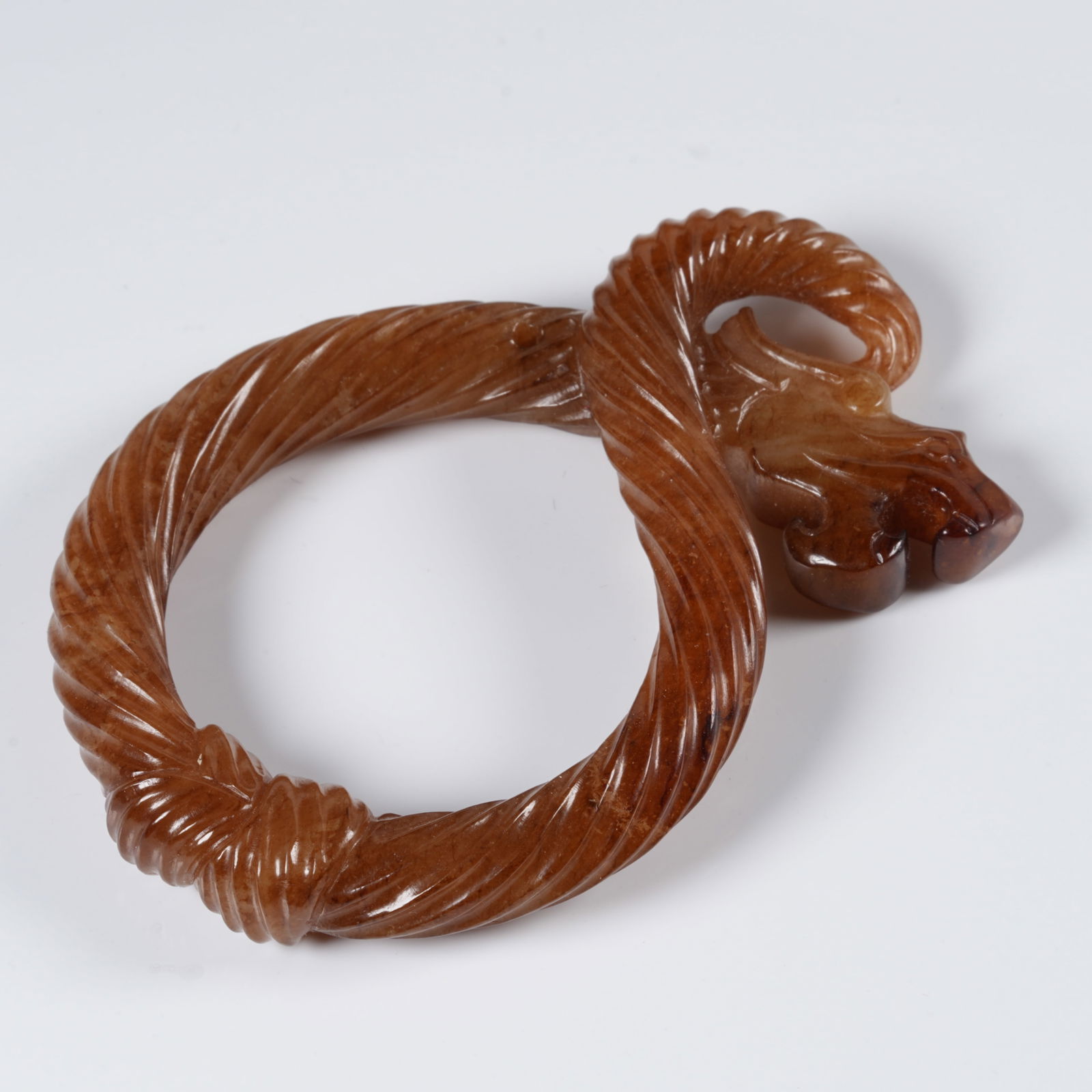 A ANCIENT JADE DRAGON-SHAPED RING - 9