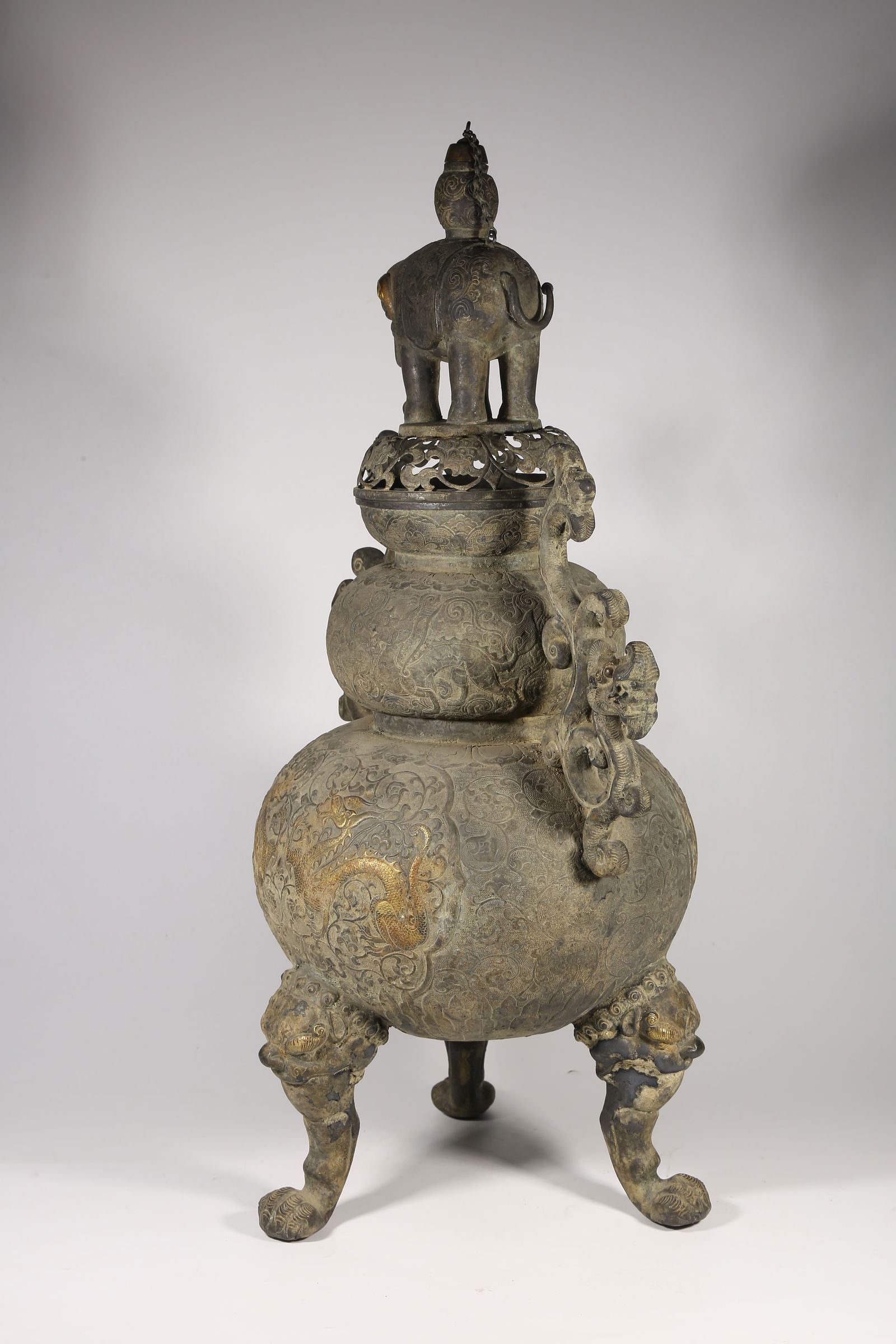 A SILVER PARTIAL GILDED DRAGON PATTERN INCENSE BURNER - 6