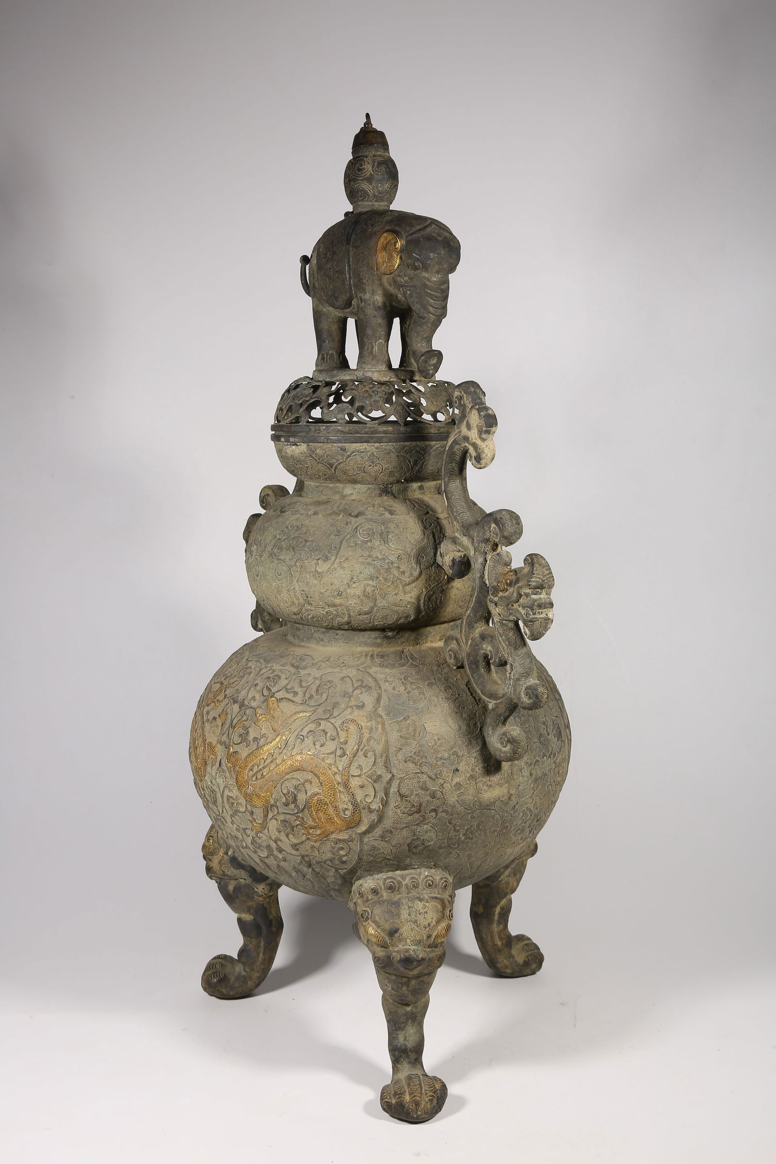 A SILVER PARTIAL GILDED DRAGON PATTERN INCENSE BURNER - 8