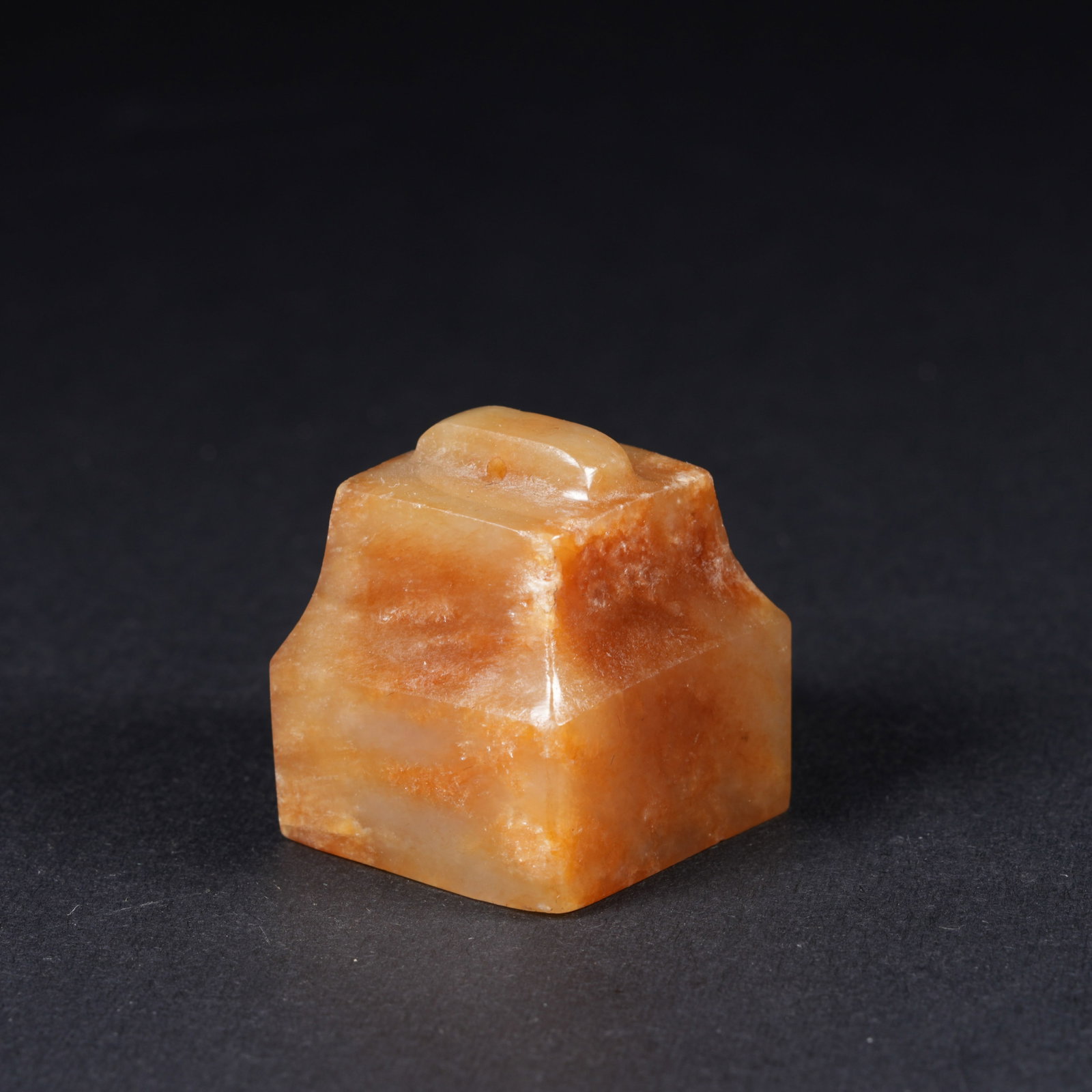 A ANCIENT JADE SEAL: Ancient jade seal