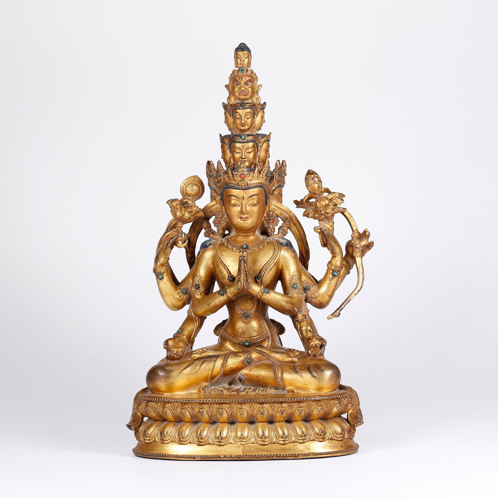 A GILT BRONZE BUDDHA STATUE: Gilt Bronze Buddha Statue