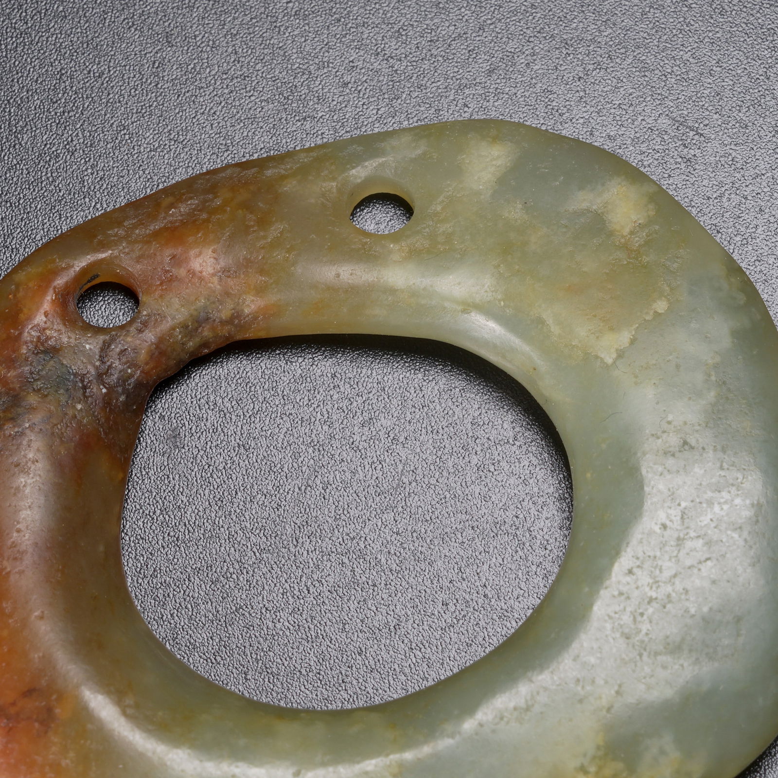A ARCHAIC JADE RING - 4