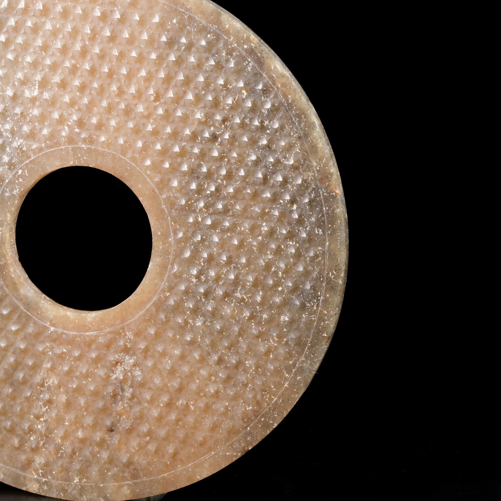 A ARCHAIC JADE NIPPLE–PATTERN BI - 2