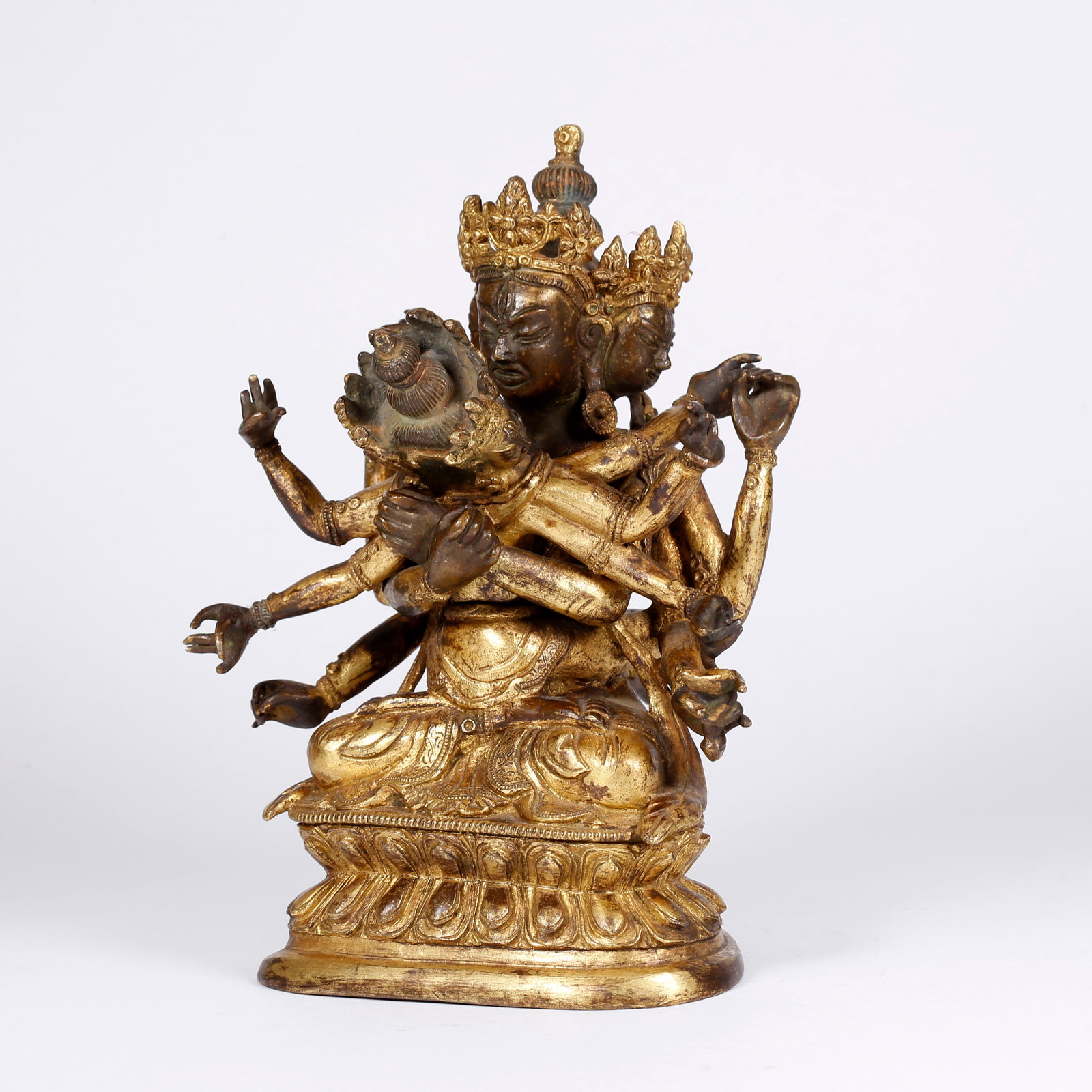 A GILT BRONZE DOUBLE-BODY BUDDHA STATUE: Gilt Bronze Double-Body Buddha Statue