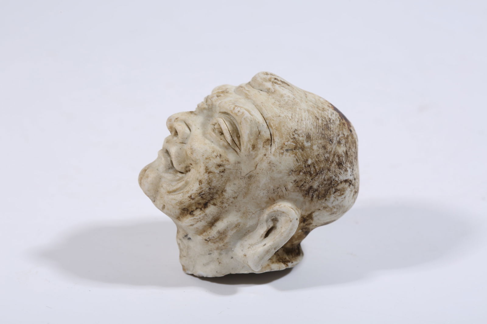 A REVERSE-PAINTED PORCELAIN LUOHAN HEAD - 2
