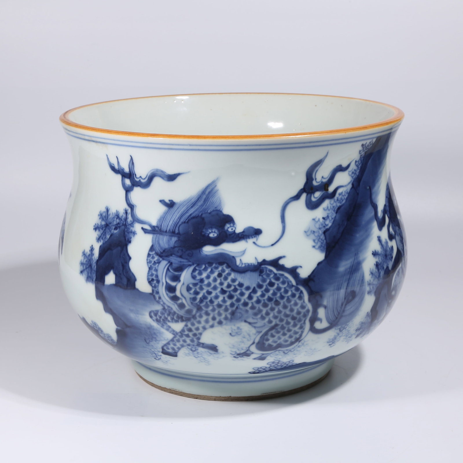 A BLUE-AND-WHITE AUSPICIOUS BEAST BOWL-STYLE INCENSE BURNER: Blue-and-White Auspicious Beast Bowl-Style Incense Burner