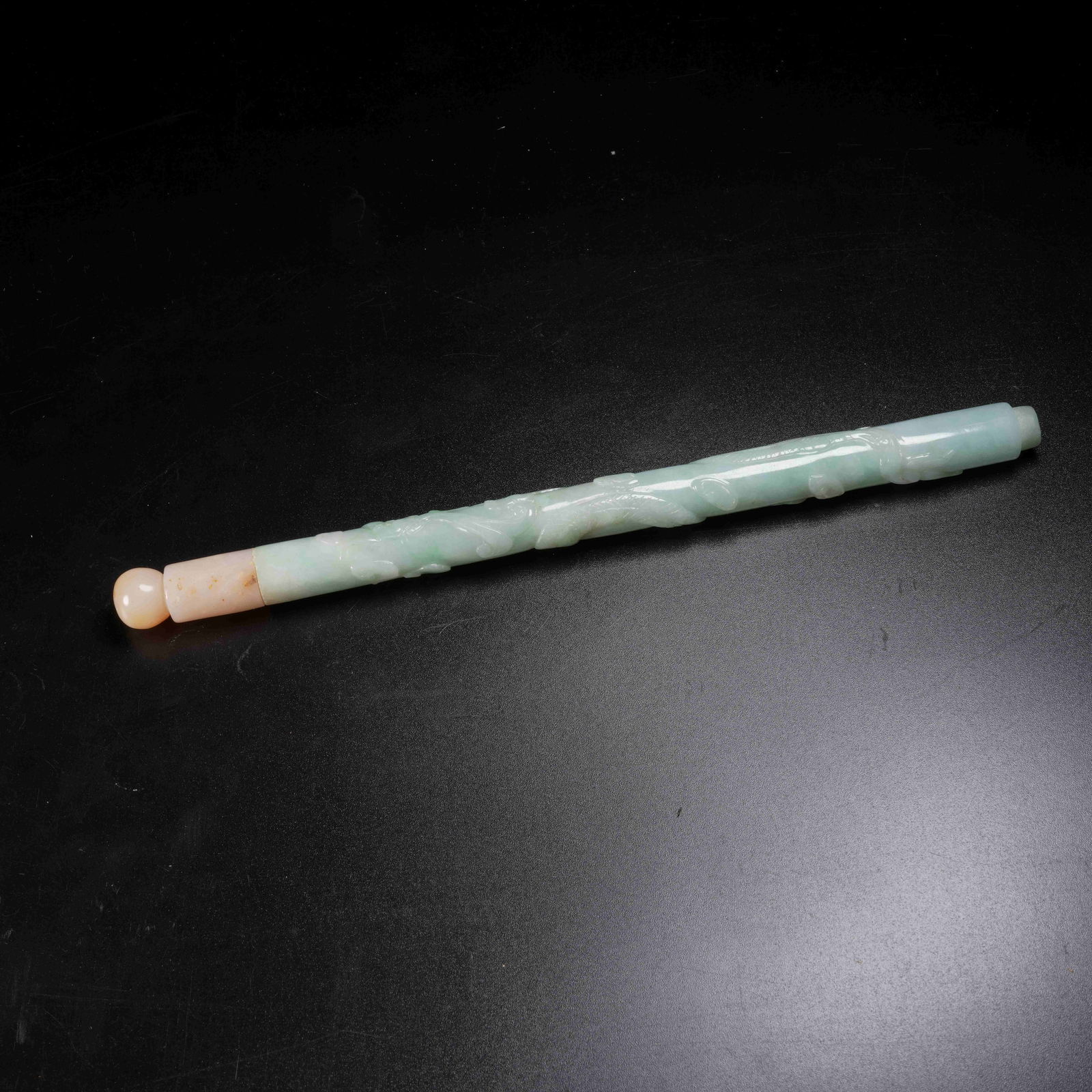 A JADEITE COILED DRAGON–PATTERN BRUSH HOLDER - 6