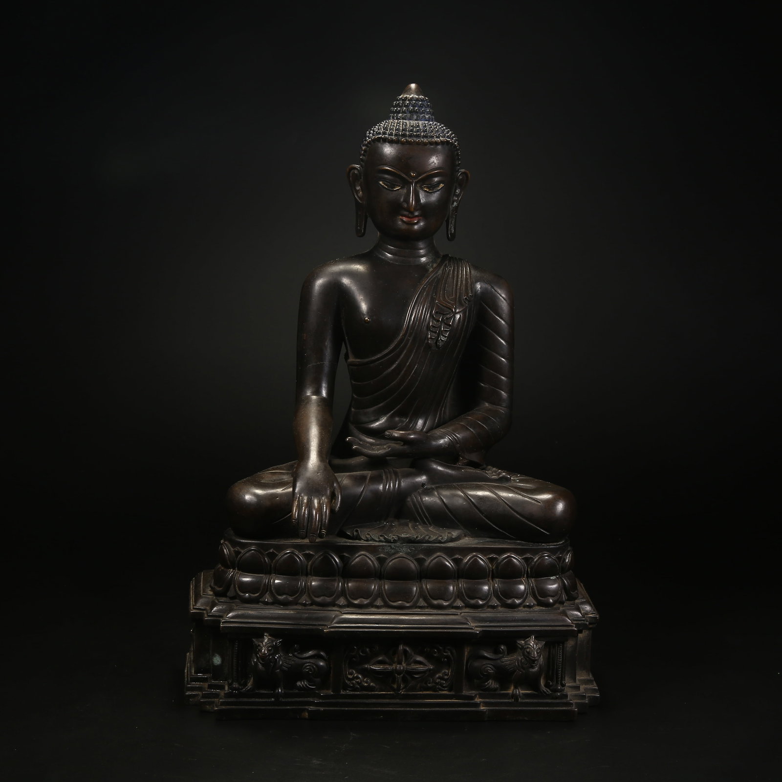 A BRONZE BLACK LACQUER STATUE OF ANCIENT SHAKYAMUNI BUDDHA (1 of 9)