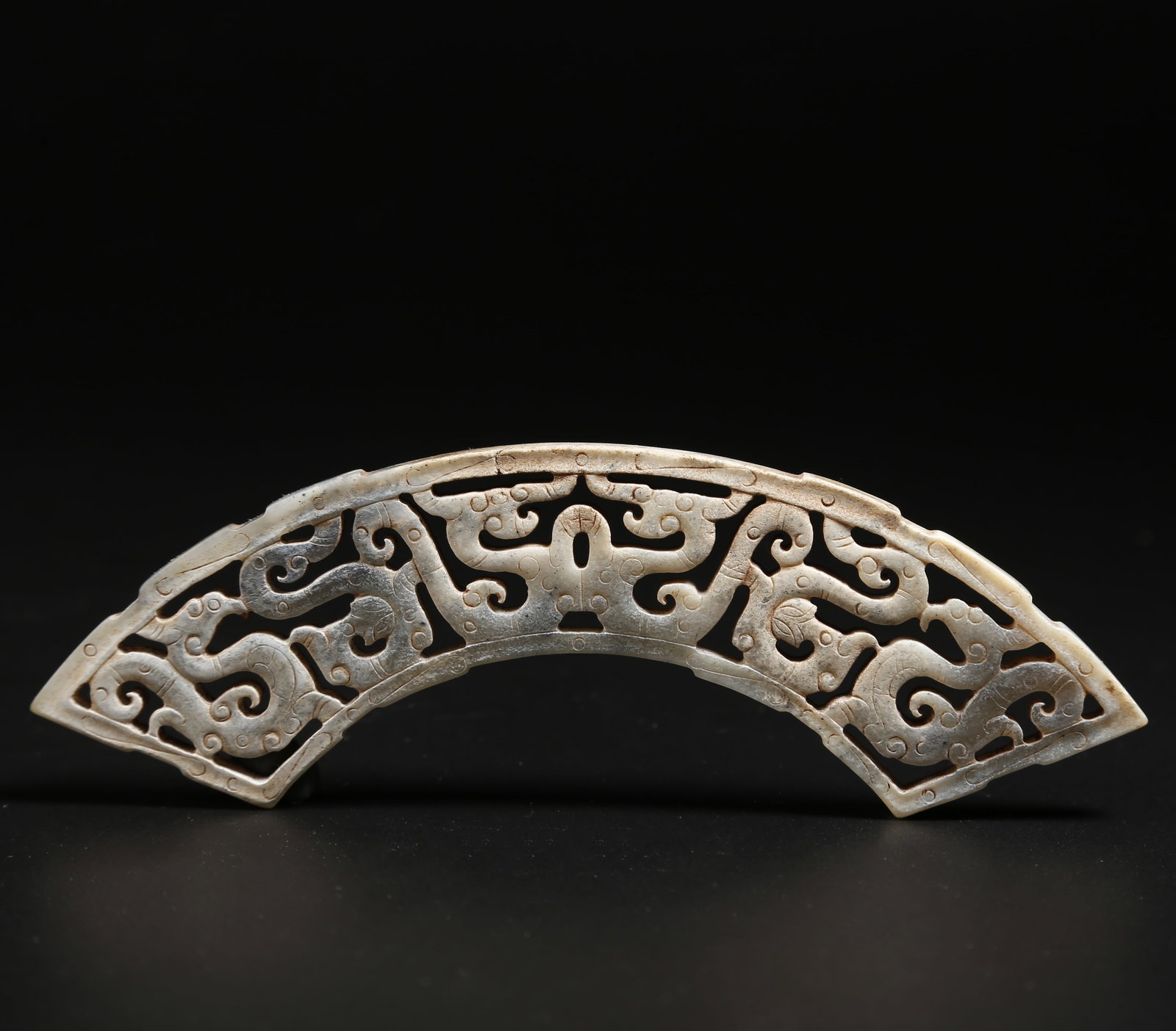 A ANCIENT JADE HUANG WITH DRAGON MOTIF (1 of 9)