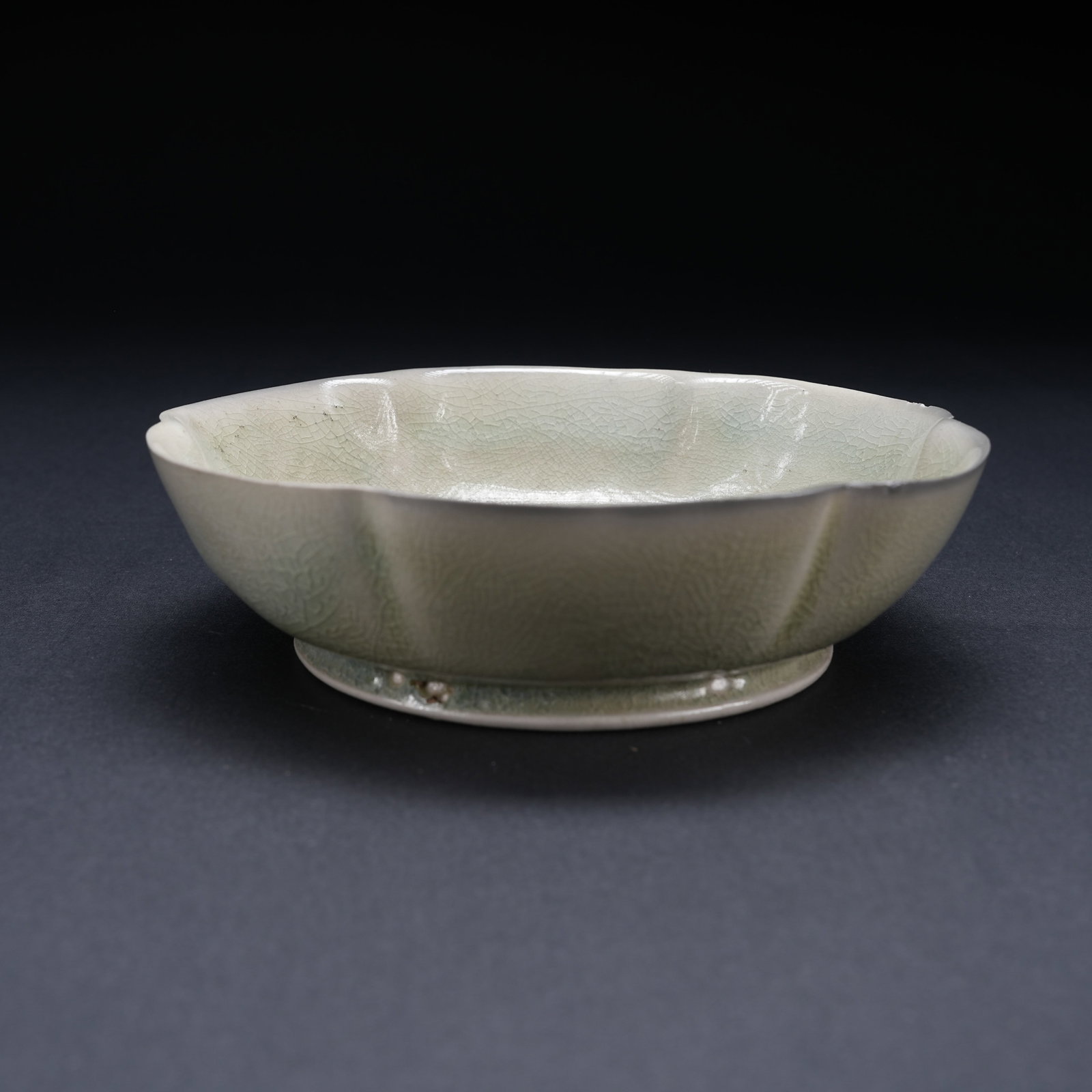 A RU KILN LOBED WASHER: Ru Kiln Lobed Washer