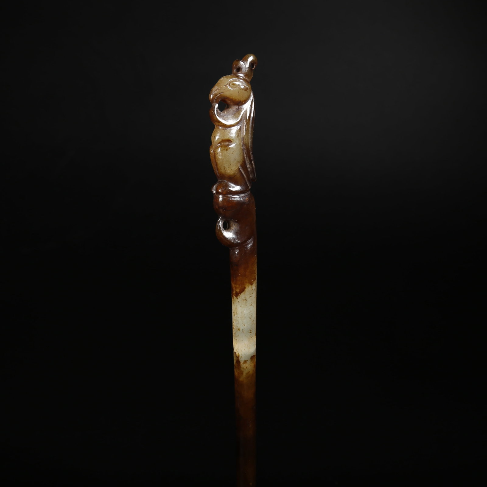 A ANCIENT JADE HAIRPIN (1 of 7)