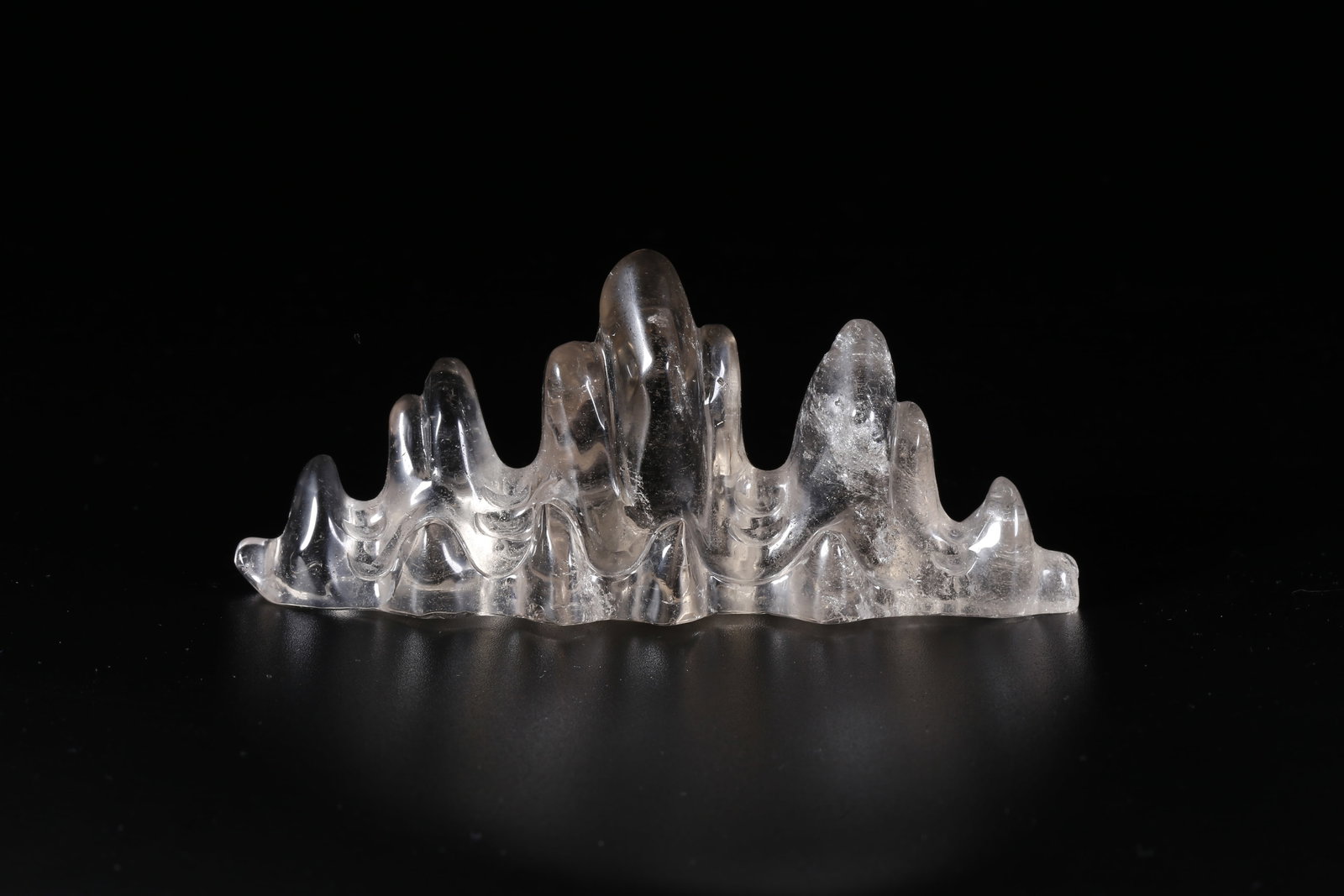 A CRYSTAL CARVED MOUNTAIN-FORM PEN HOLDER (1 of 9)